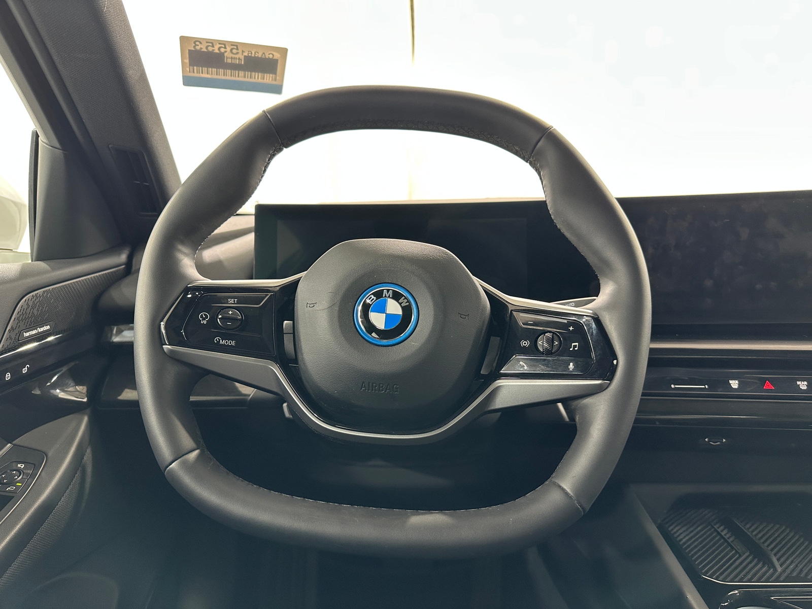 Thumbnail: 2025 BMW i5 - 4