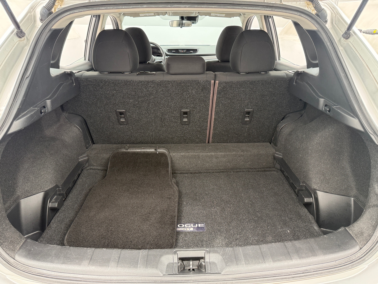 Thumbnail: 2021 Nissan Rogue Sport - 7