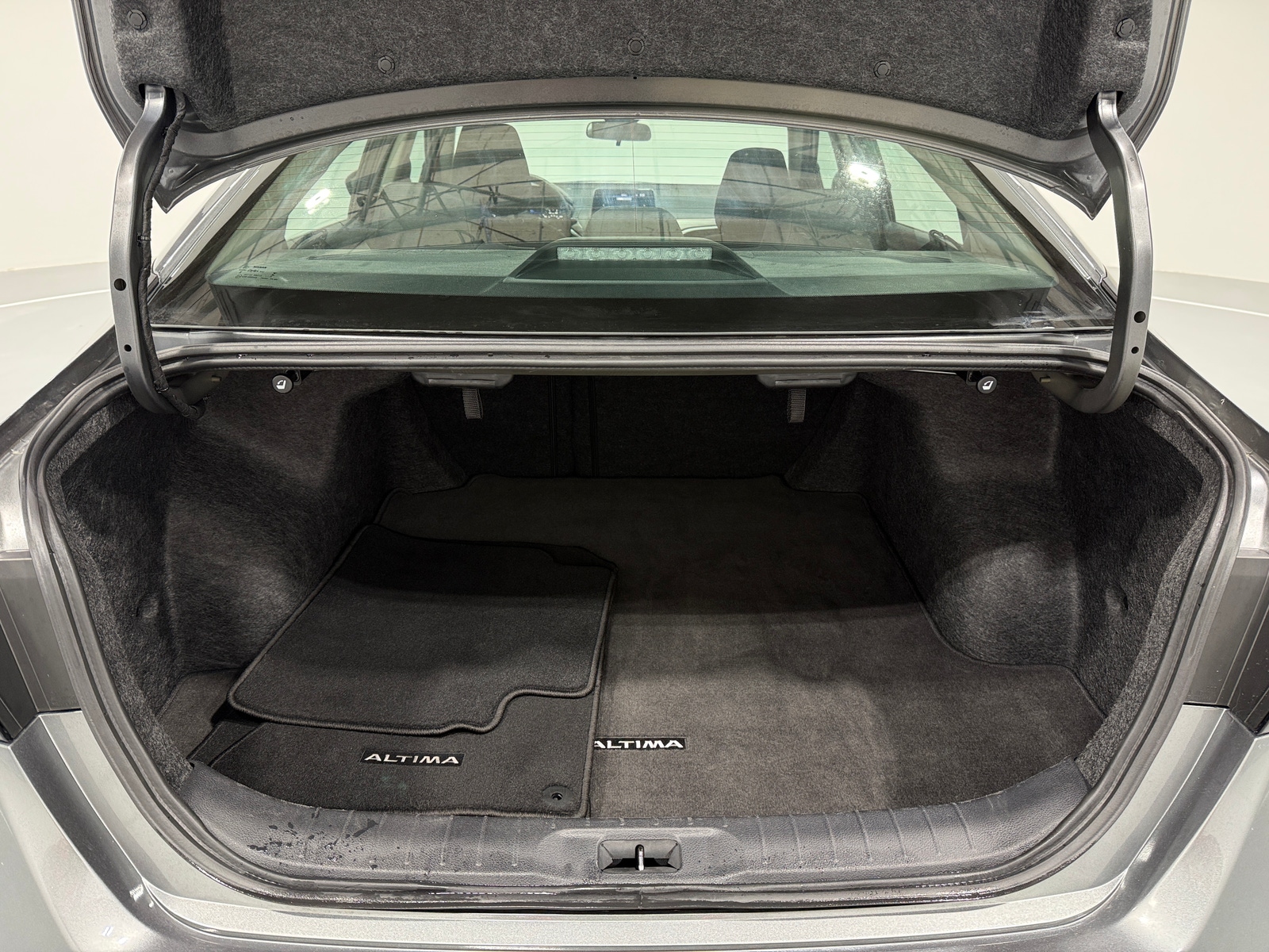 Thumbnail: 2025 Nissan Altima - 7