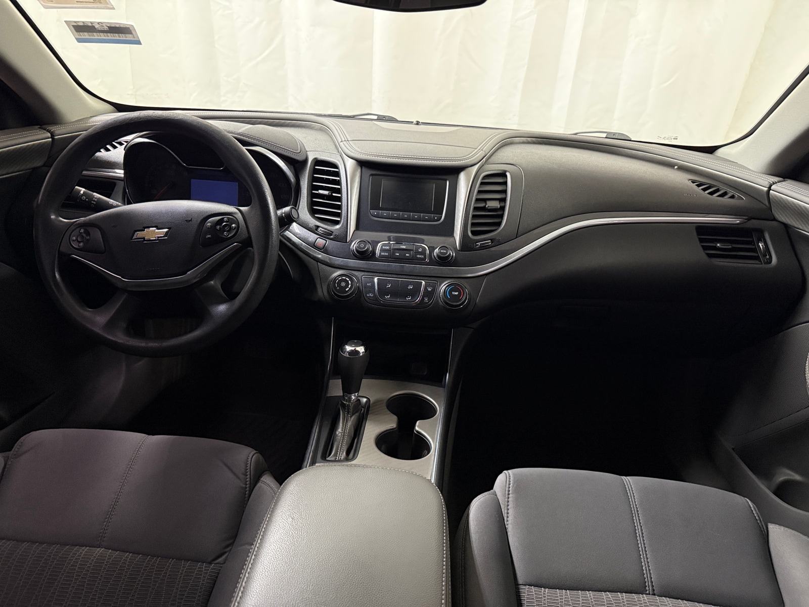 Thumbnail: 2017 Chevrolet Impala - 3