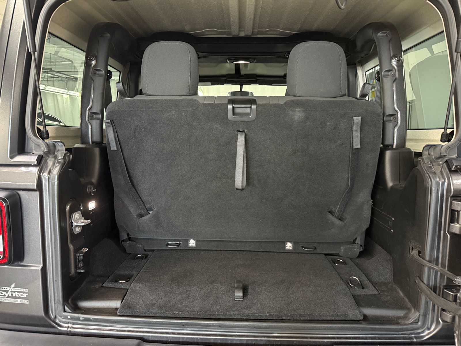 Thumbnail: 2018 Jeep Wrangler - 7