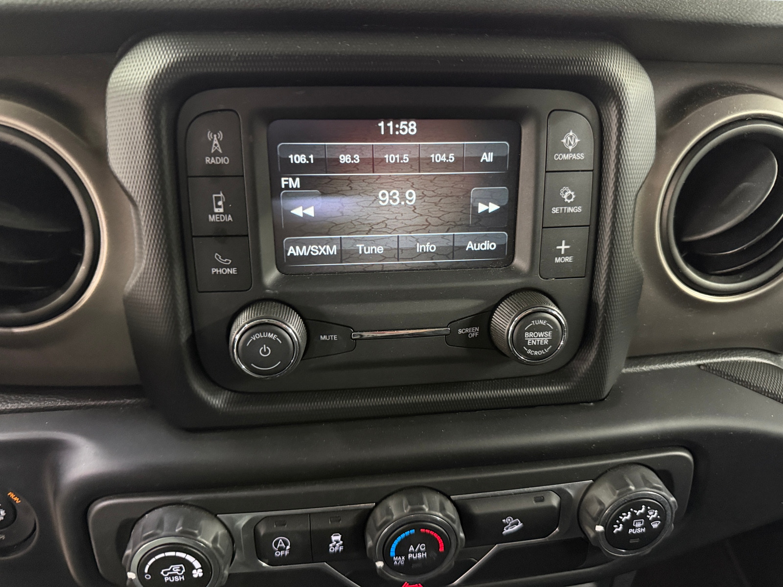 Thumbnail: 2018 Jeep Wrangler - 4