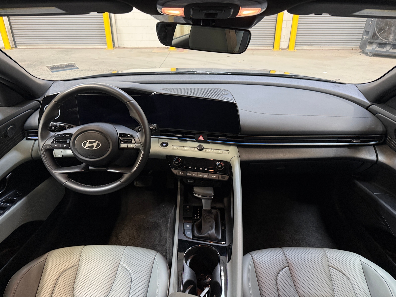 Thumbnail: 2025 Hyundai Elantra - 2