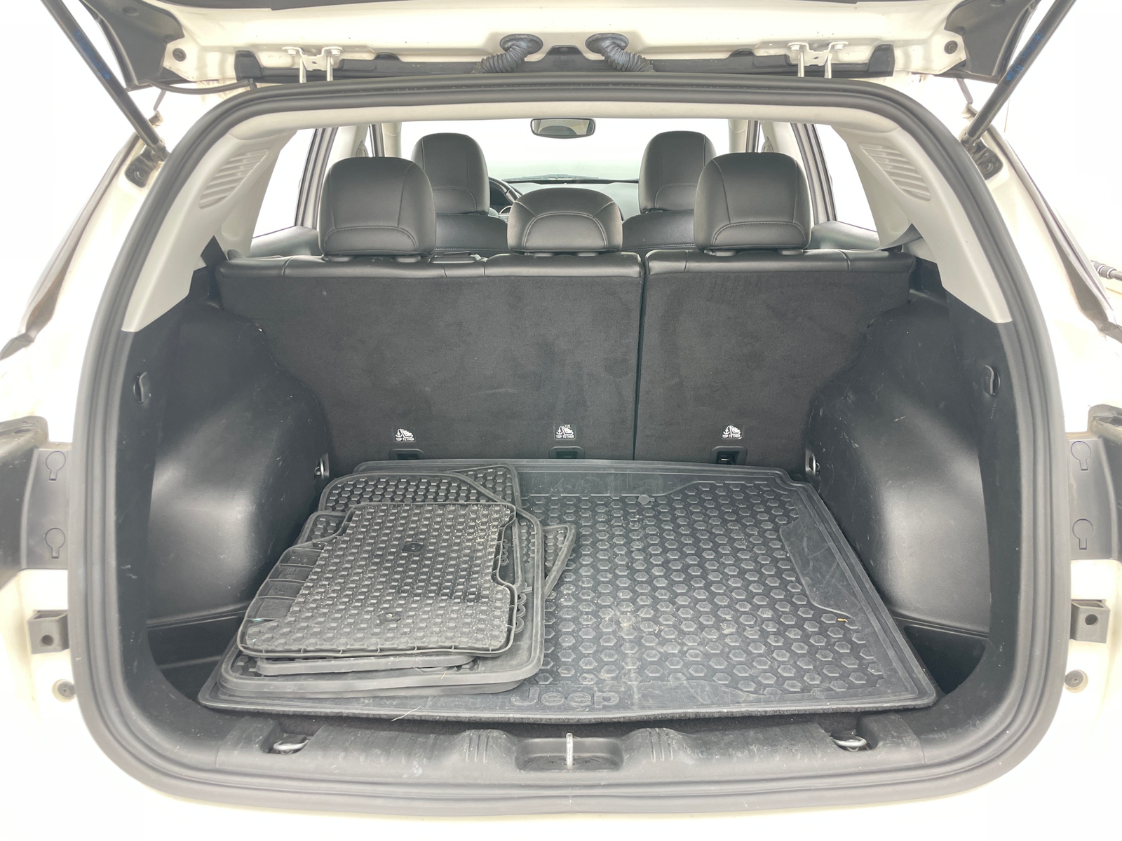 Thumbnail: 2019 Jeep Compass - 7