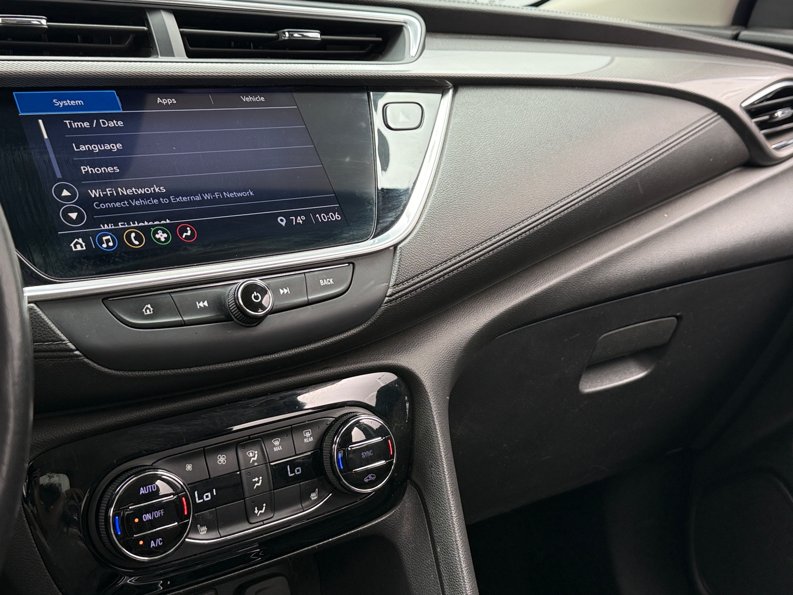 Thumbnail: 2021 Buick Encore GX - 4