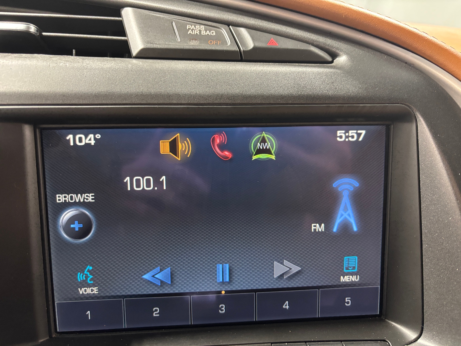 Thumbnail: 2014 Chevrolet Corvette - 3