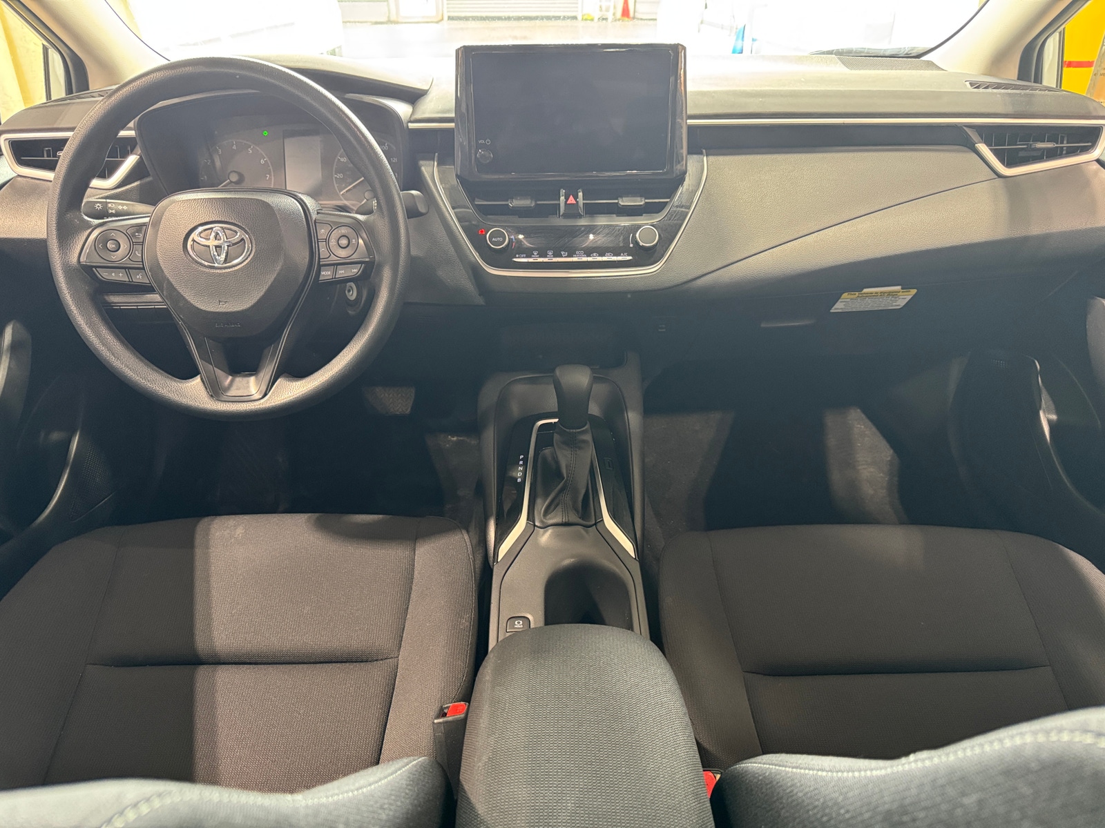 Thumbnail: 2025 Toyota Corolla - 3