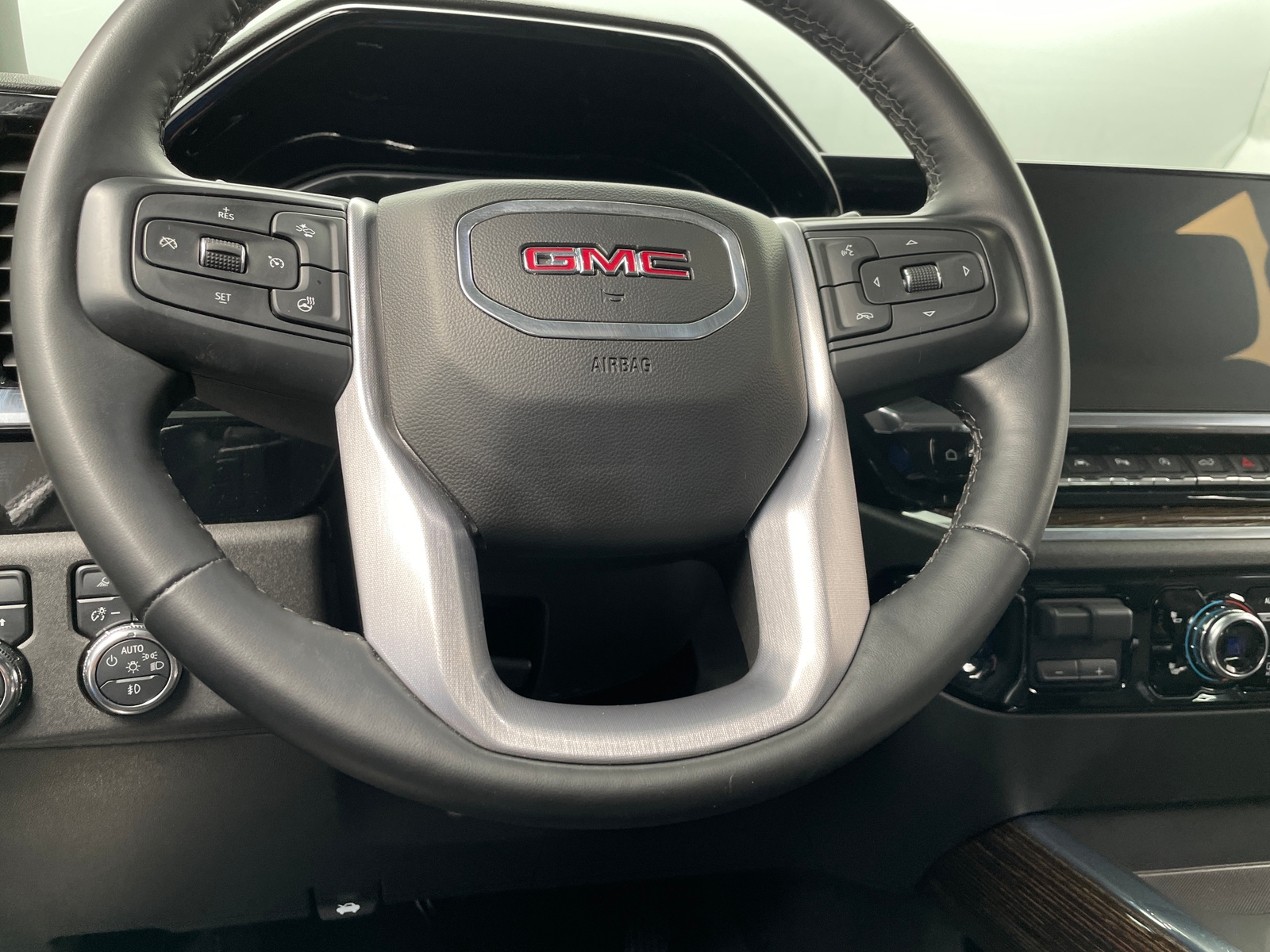 Thumbnail: 2024 GMC Sierra 1500 - 4