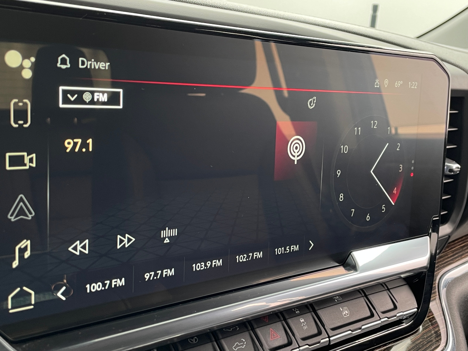 Thumbnail: 2024 GMC Sierra 1500 - 3