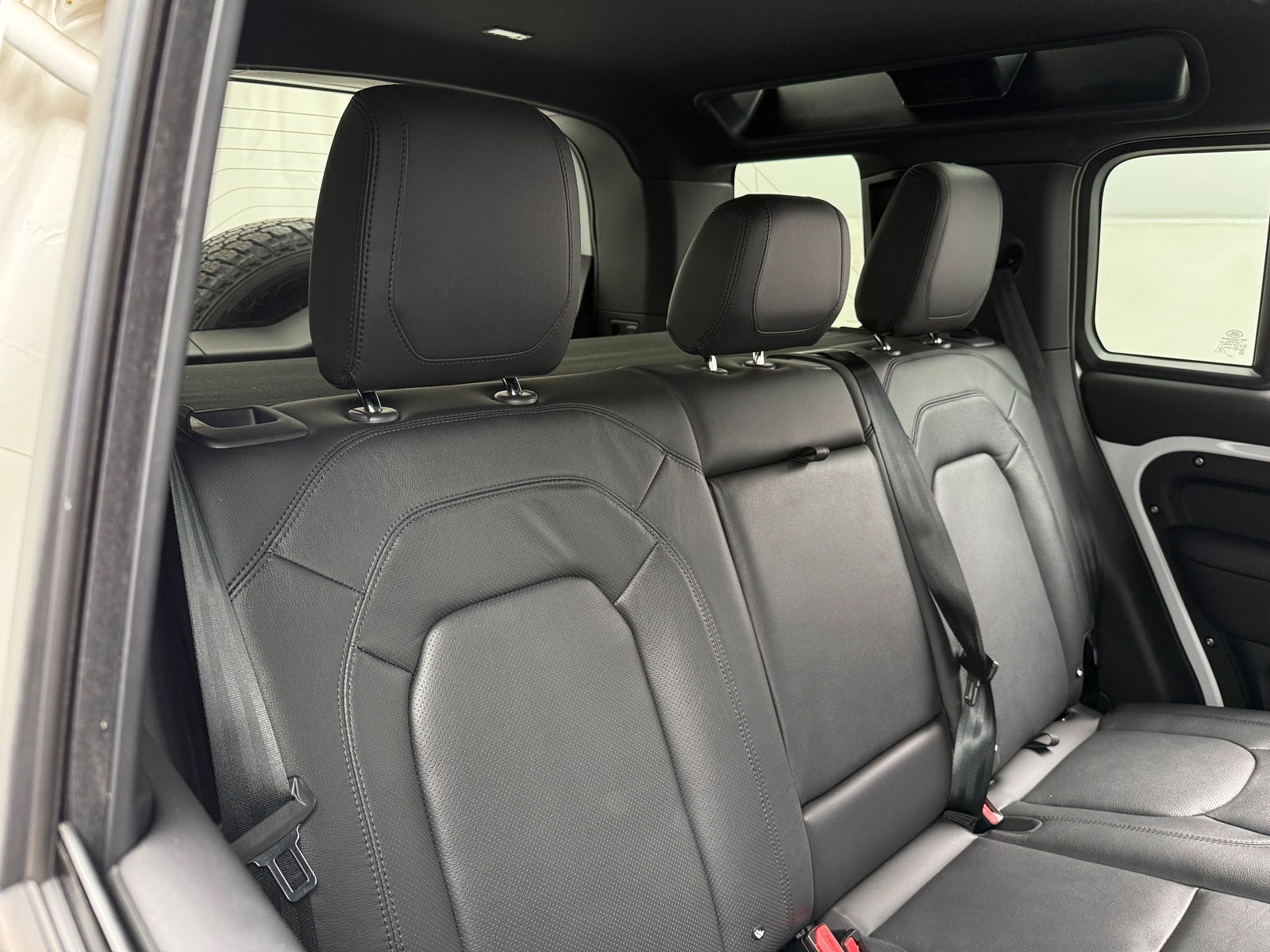 Thumbnail: 2024 Land Rover Defender - 5