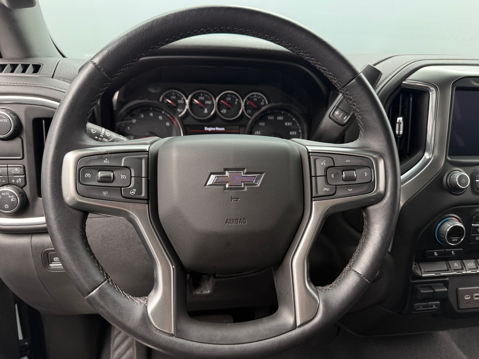 Thumbnail: 2021 Chevrolet Silverado 1500 - 5