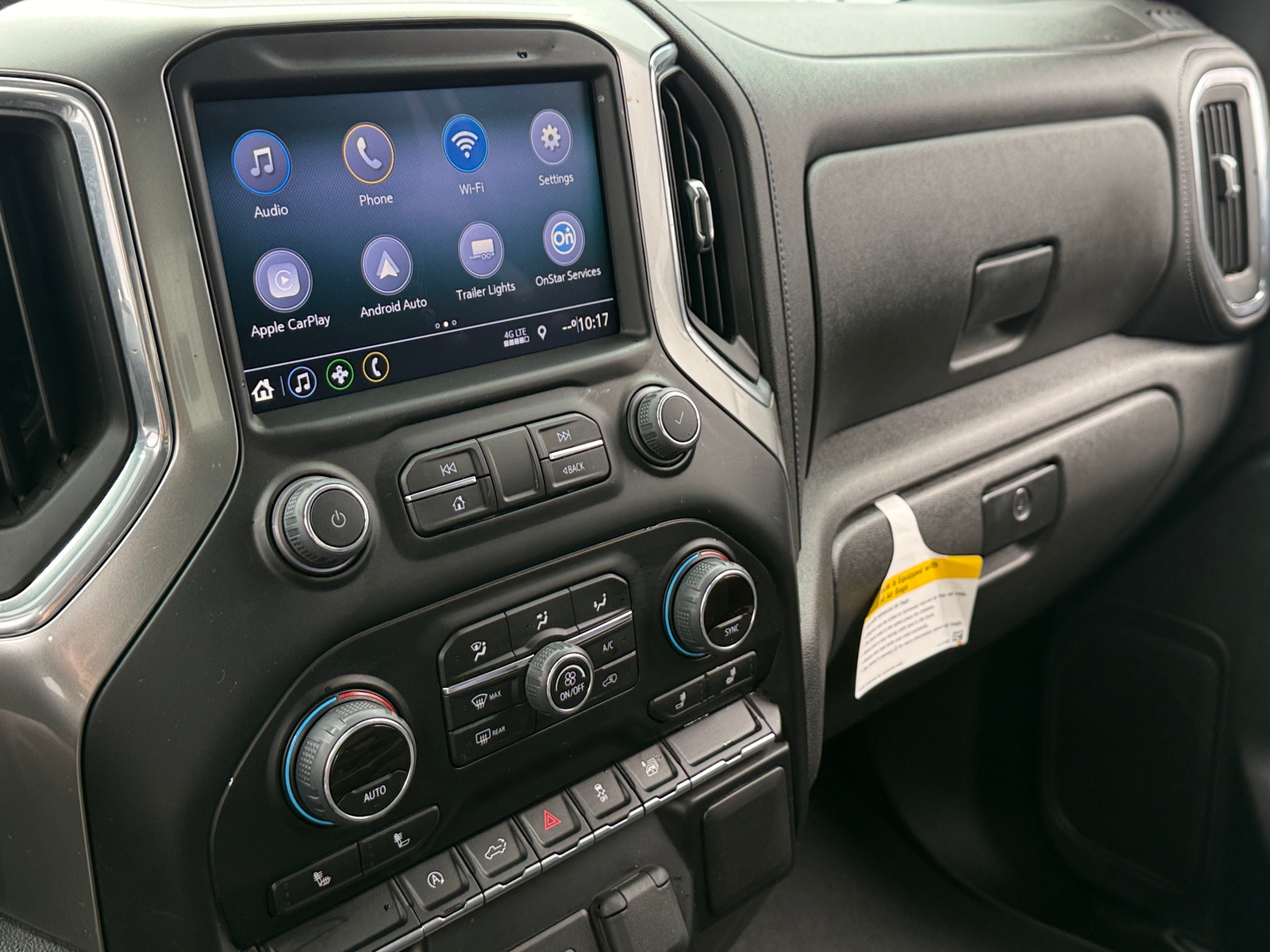 Thumbnail: 2021 Chevrolet Silverado 1500 - 4