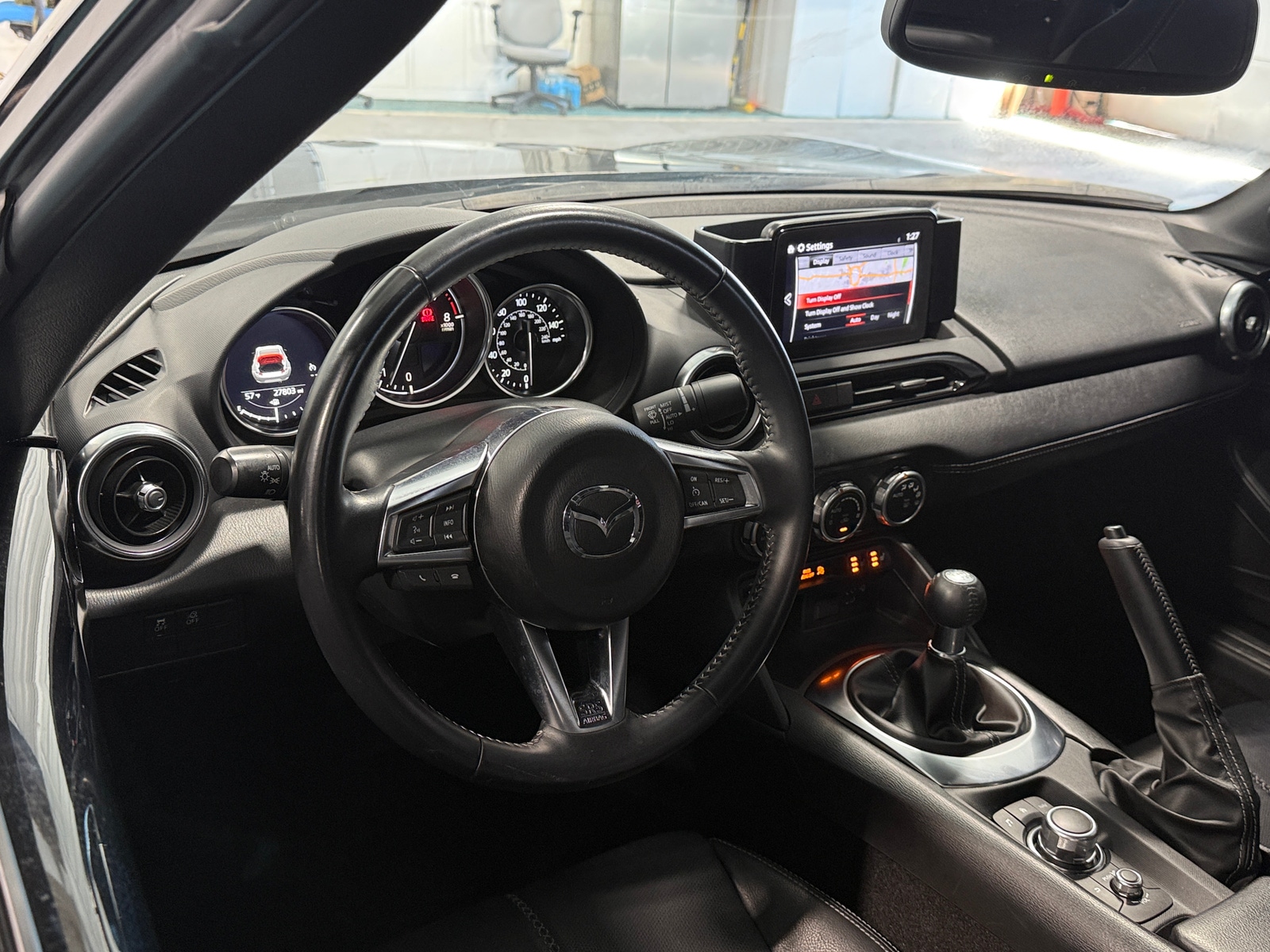 Thumbnail: 2022 Mazda MX-5 Miata - 2