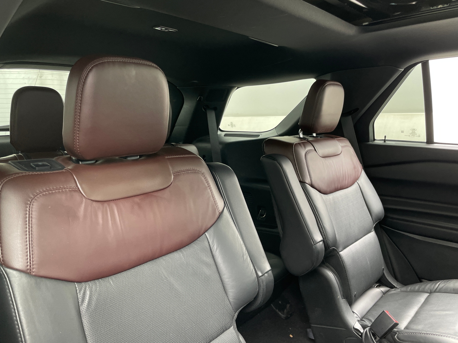 Thumbnail: 2021 Ford Explorer - 5