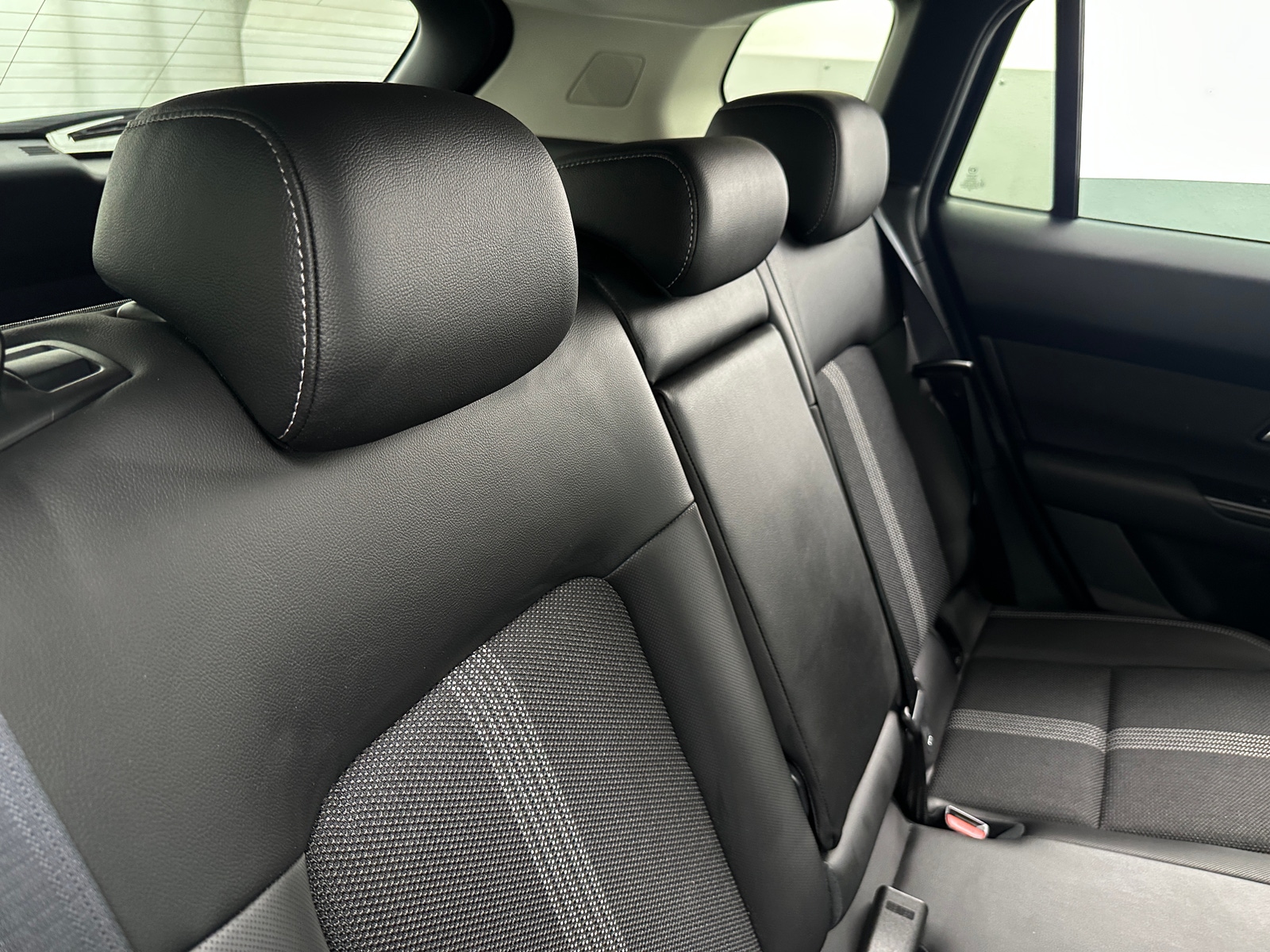 Thumbnail: 2025 Mazda CX-50 - 6