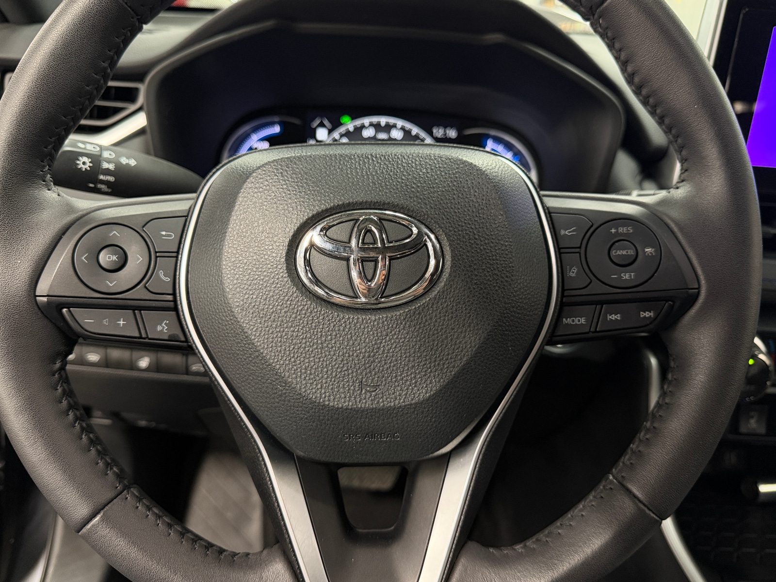 Thumbnail: 2023 Toyota RAV4 - 5