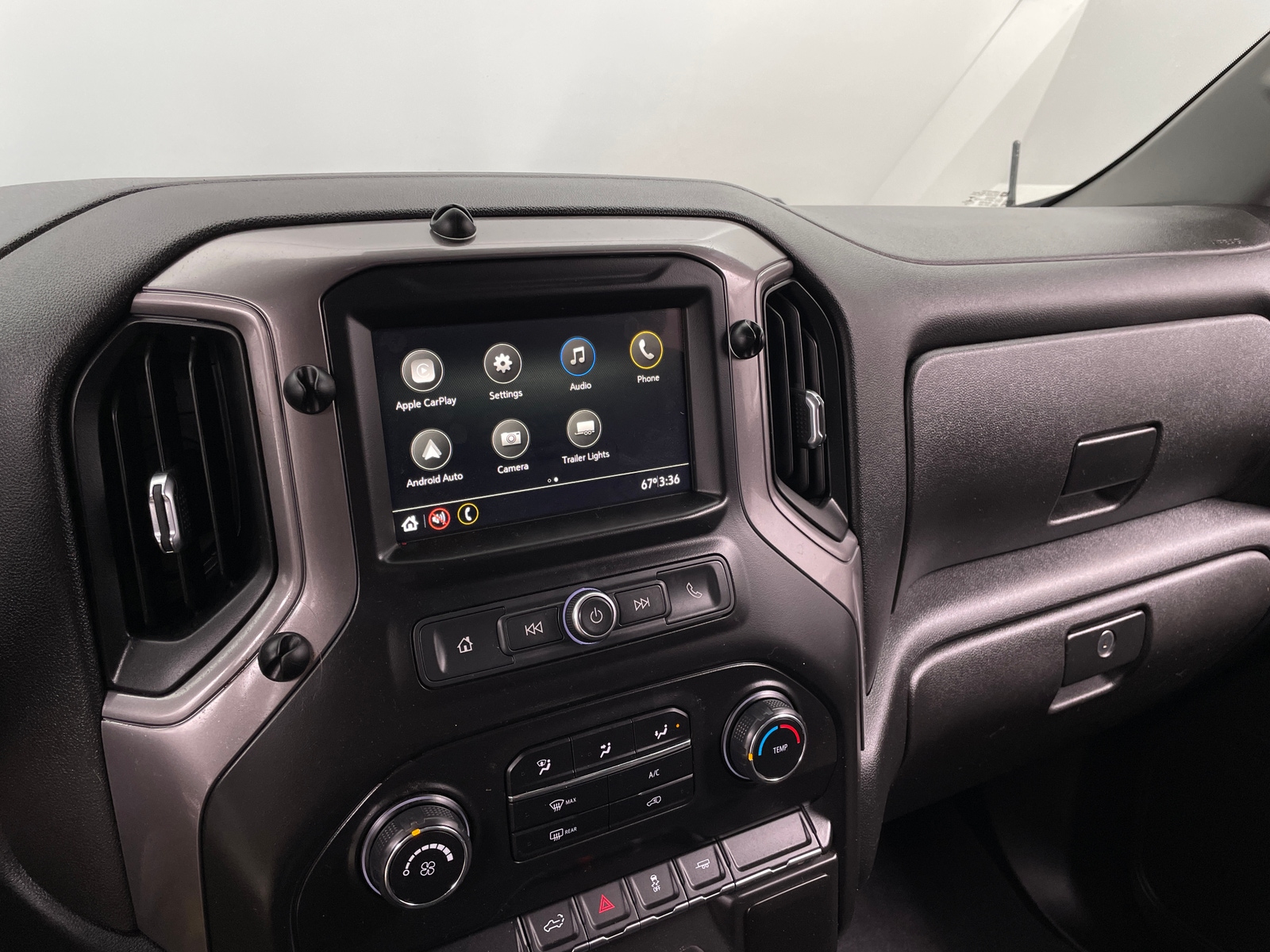 Thumbnail: 2019 Chevrolet Silverado 1500 - 4