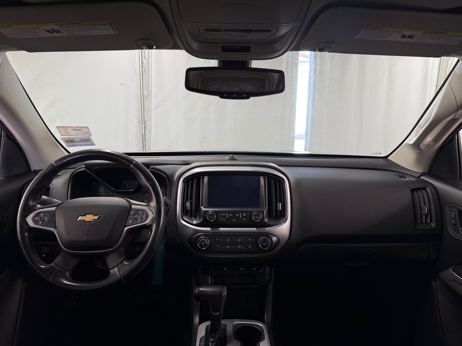 Thumbnail: 2018 Chevrolet Colorado - 3