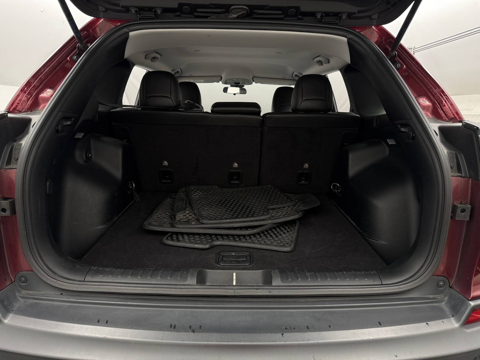 Thumbnail: 2020 Jeep Cherokee - 7