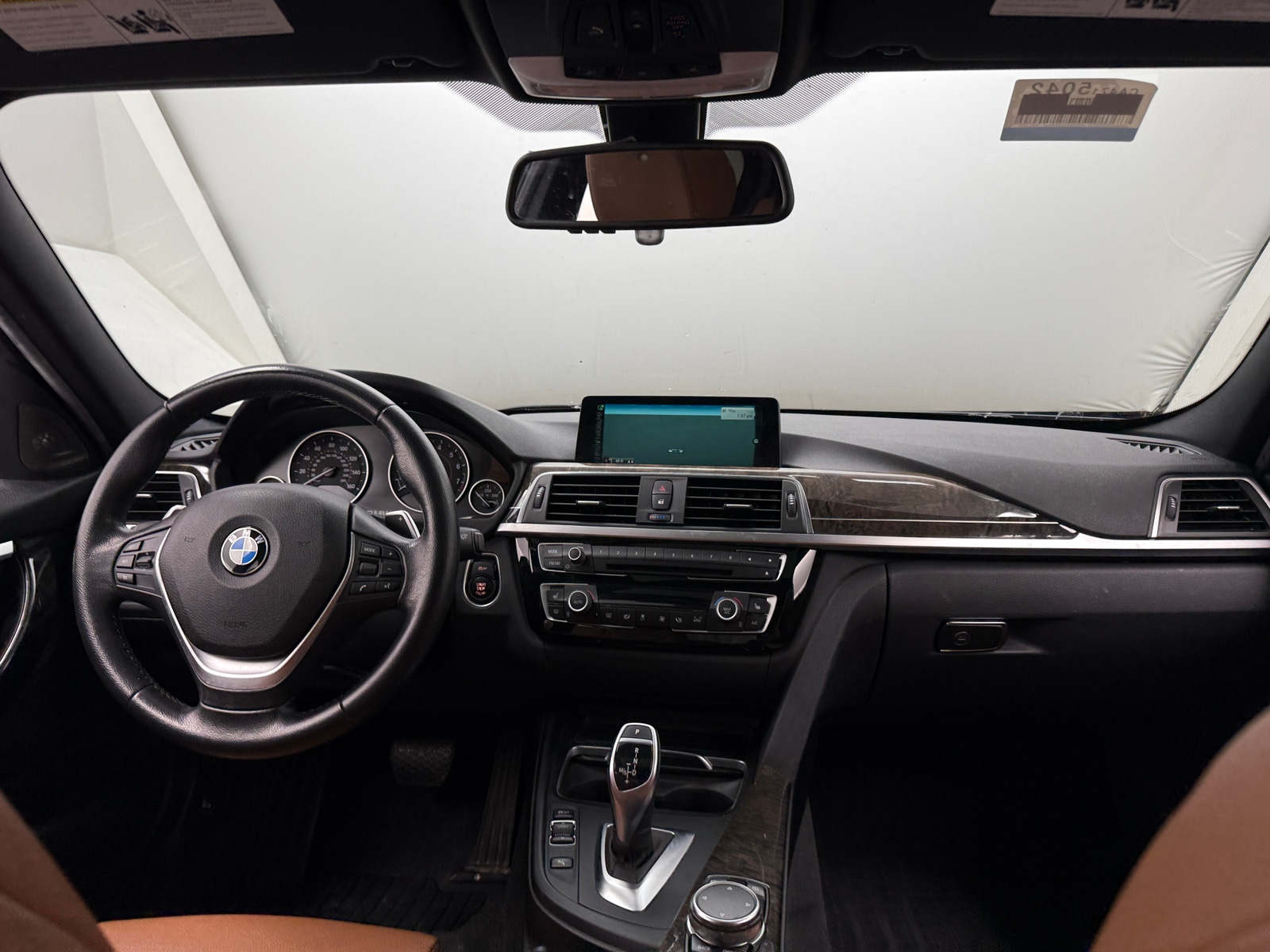 Thumbnail: 2016 BMW 3 Series - 2