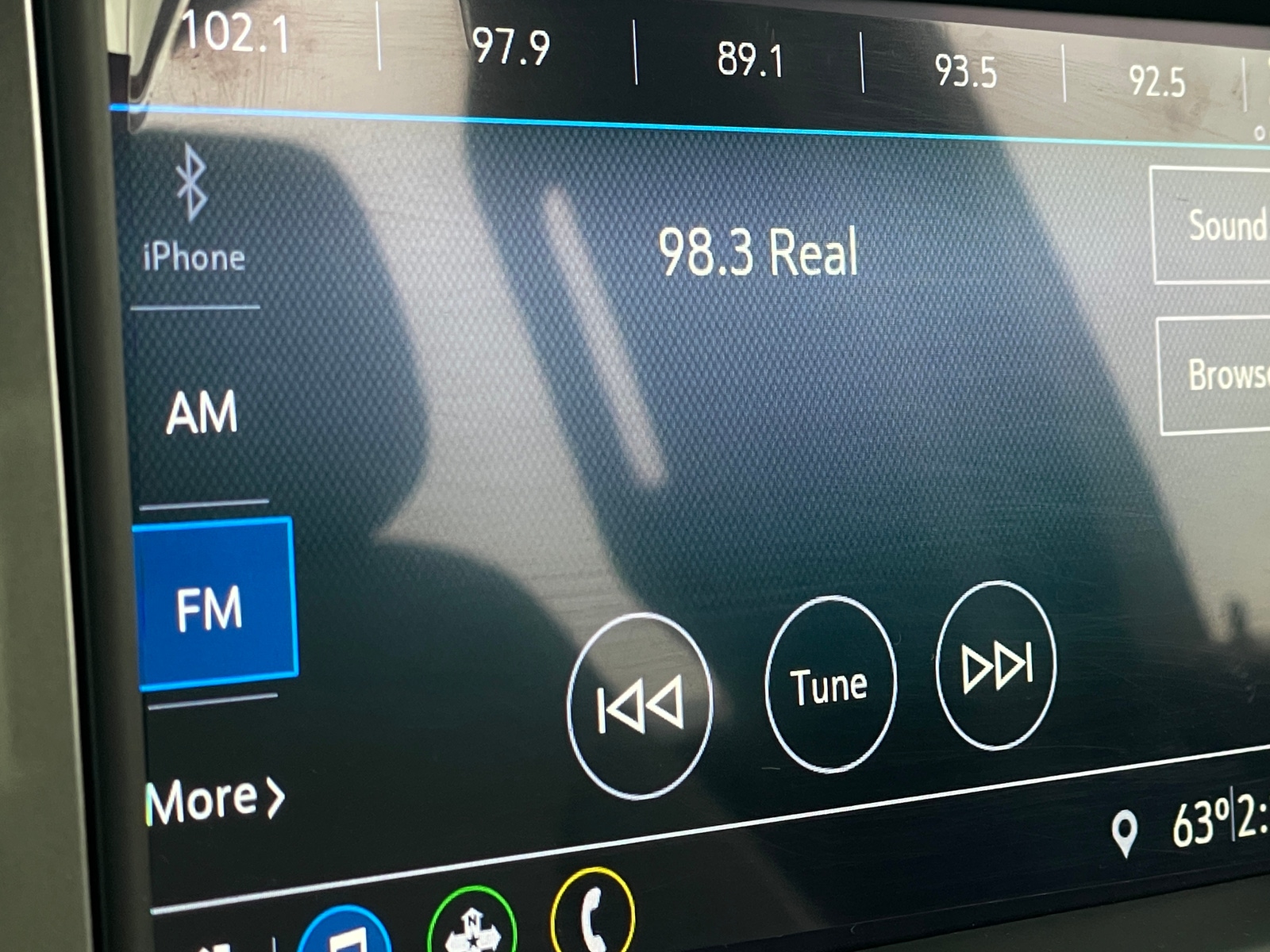 Thumbnail: 2021 Chevrolet Silverado 1500 - 4