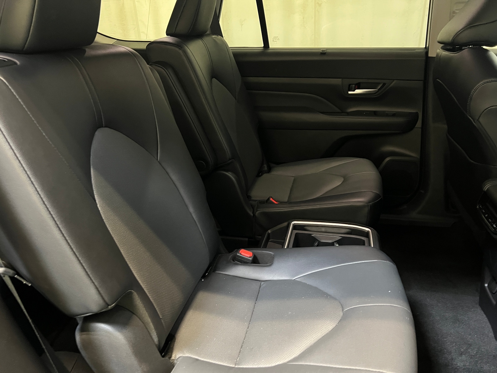 Thumbnail: 2025 Toyota Grand Highlander - 6