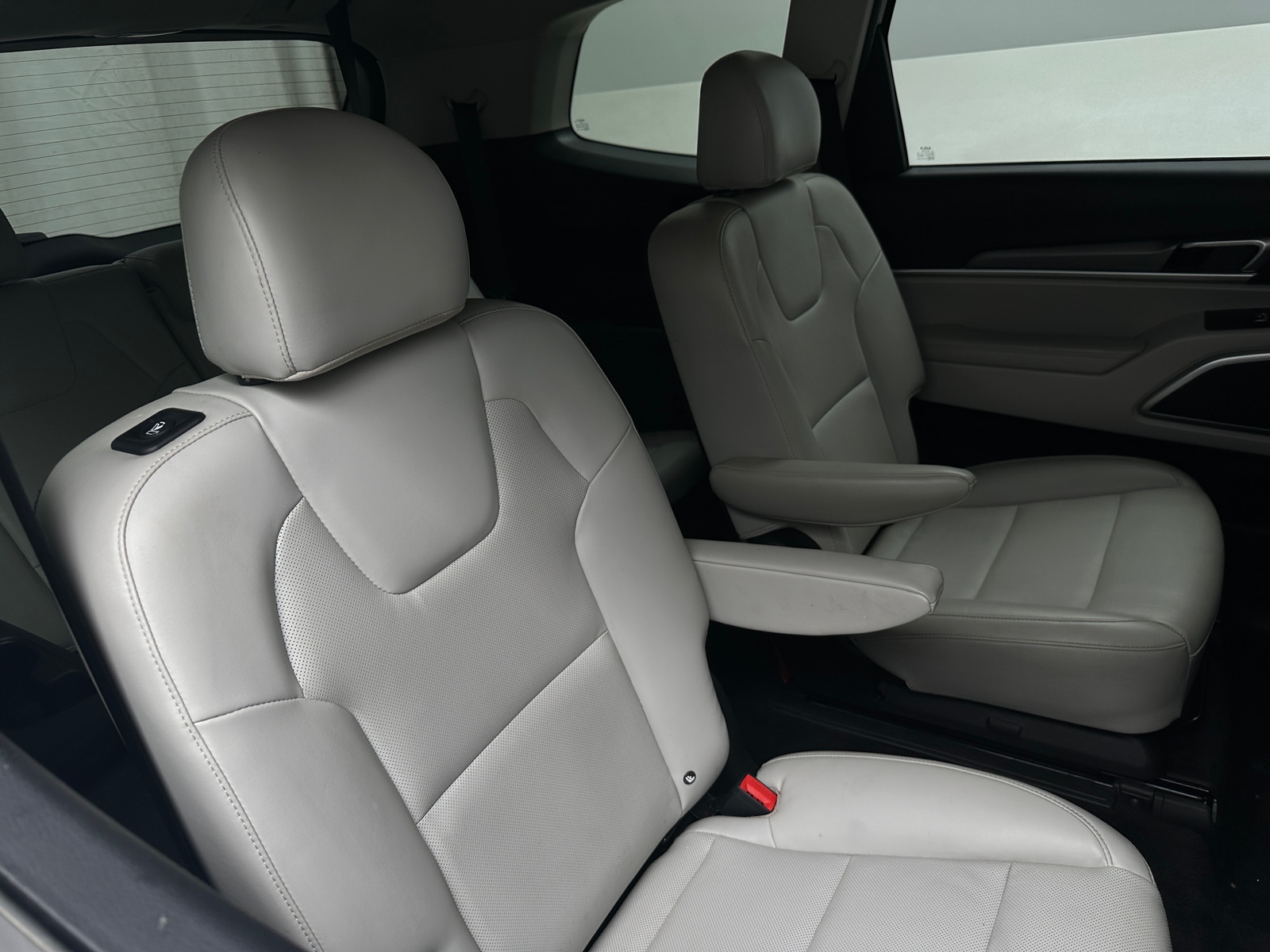 Thumbnail: 2022 Kia Telluride - 5