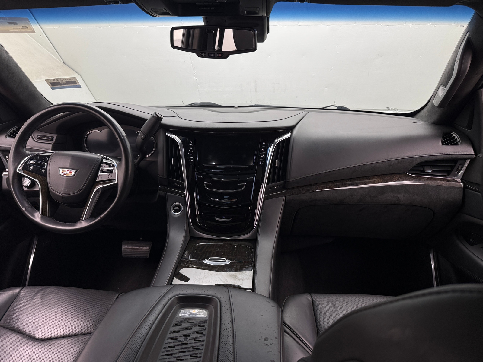 Thumbnail: 2016 Cadillac Escalade - 2