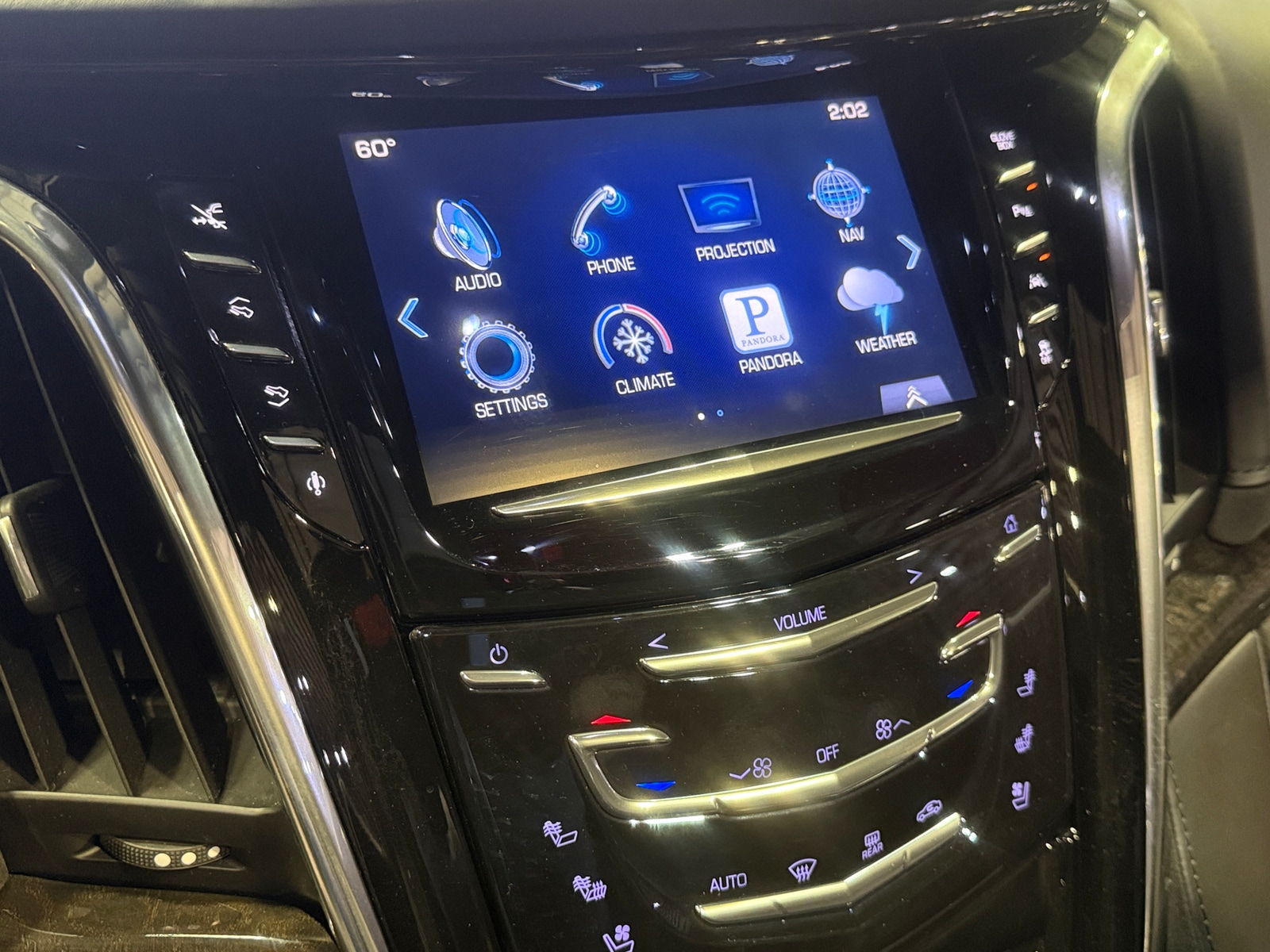 Thumbnail: 2016 Cadillac Escalade - 3