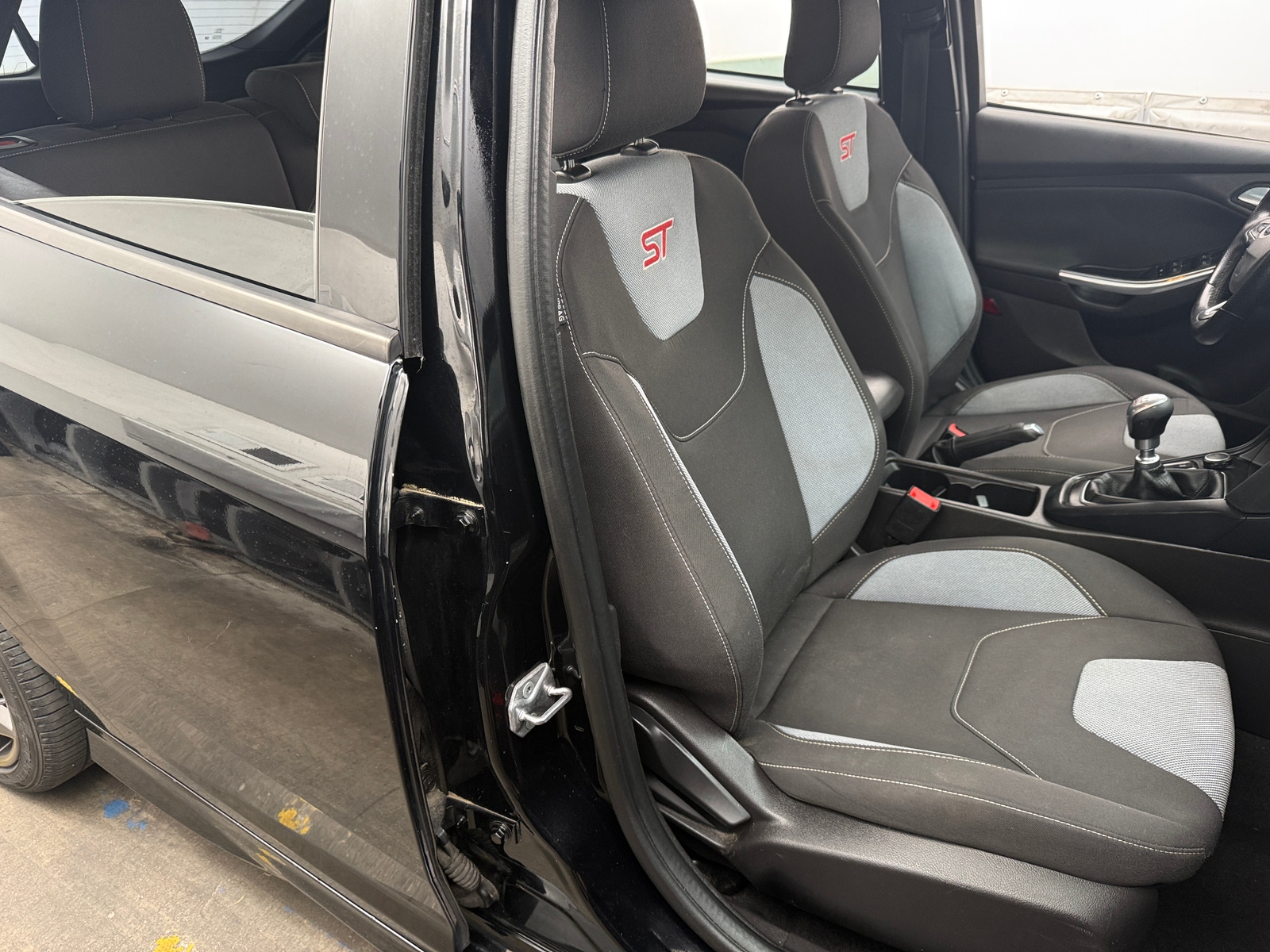 Thumbnail: 2017 Ford Focus - 2