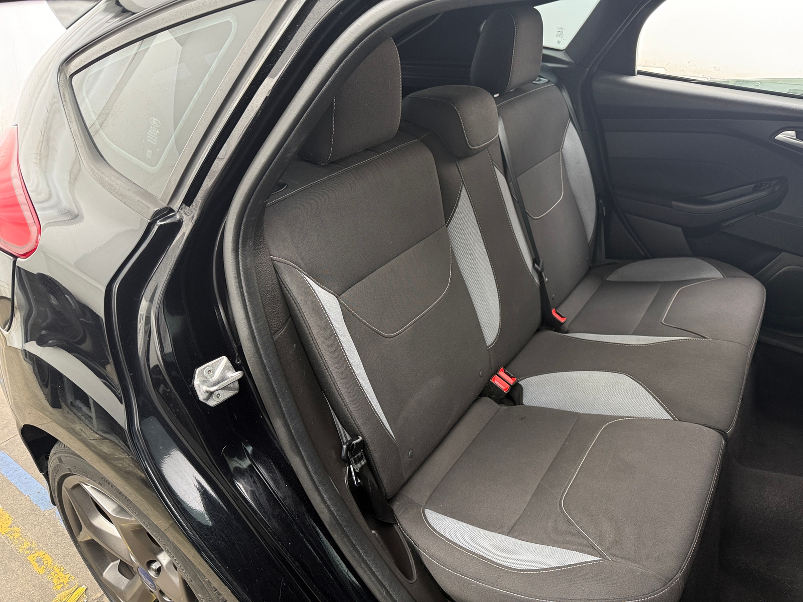 Thumbnail: 2017 Ford Focus - 6