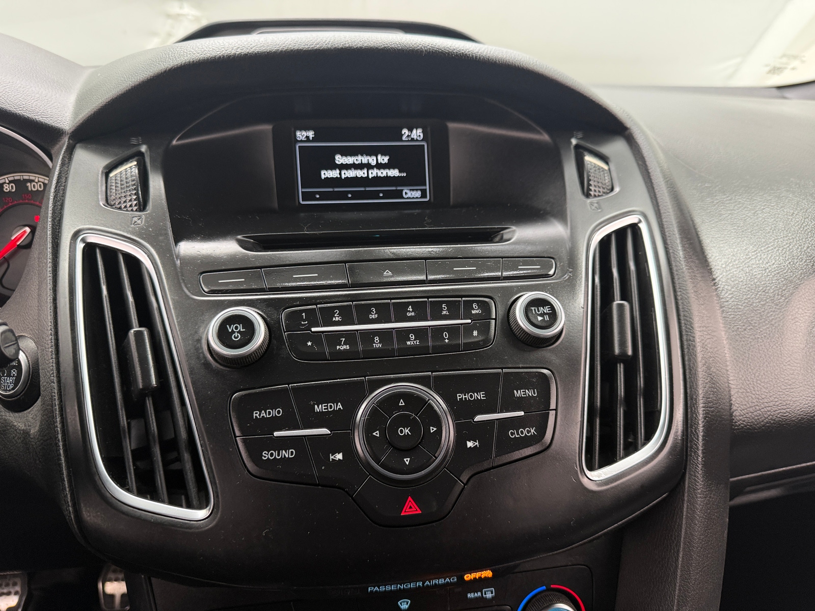 Thumbnail: 2017 Ford Focus - 4