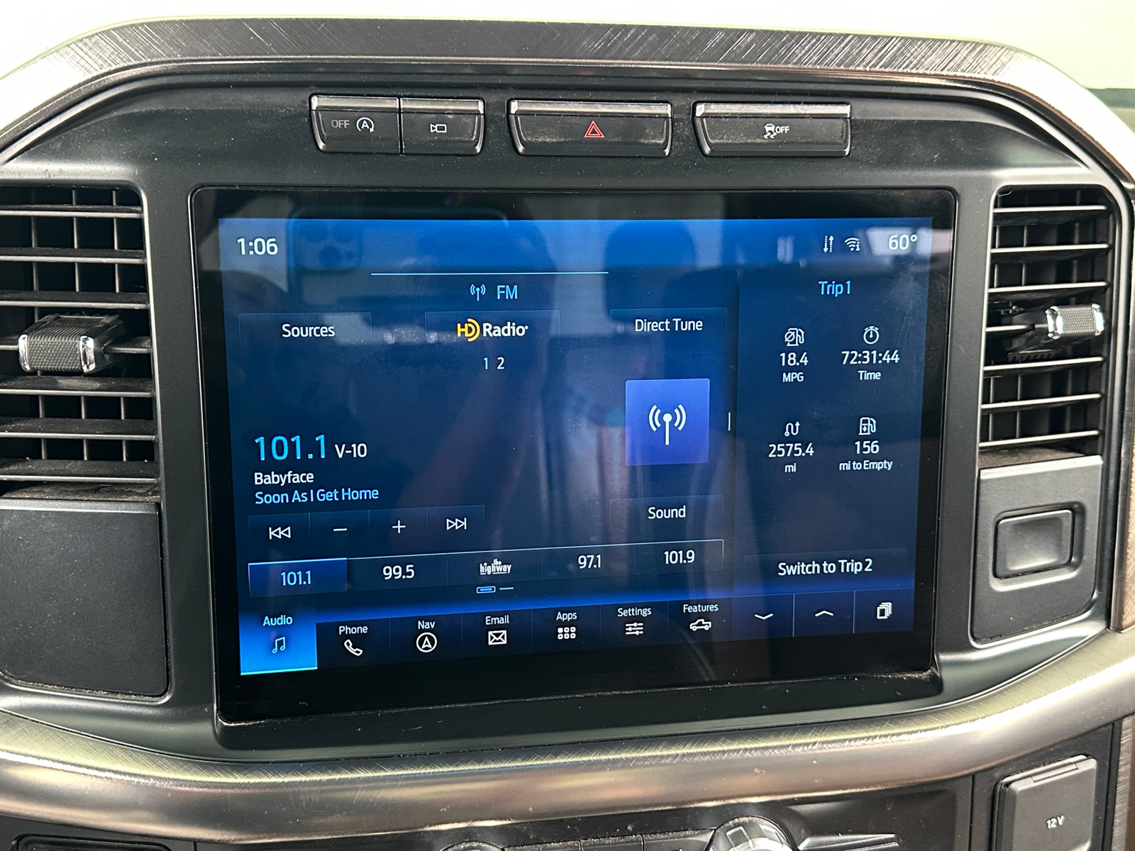 Thumbnail: 2021 Ford Econoline - 3