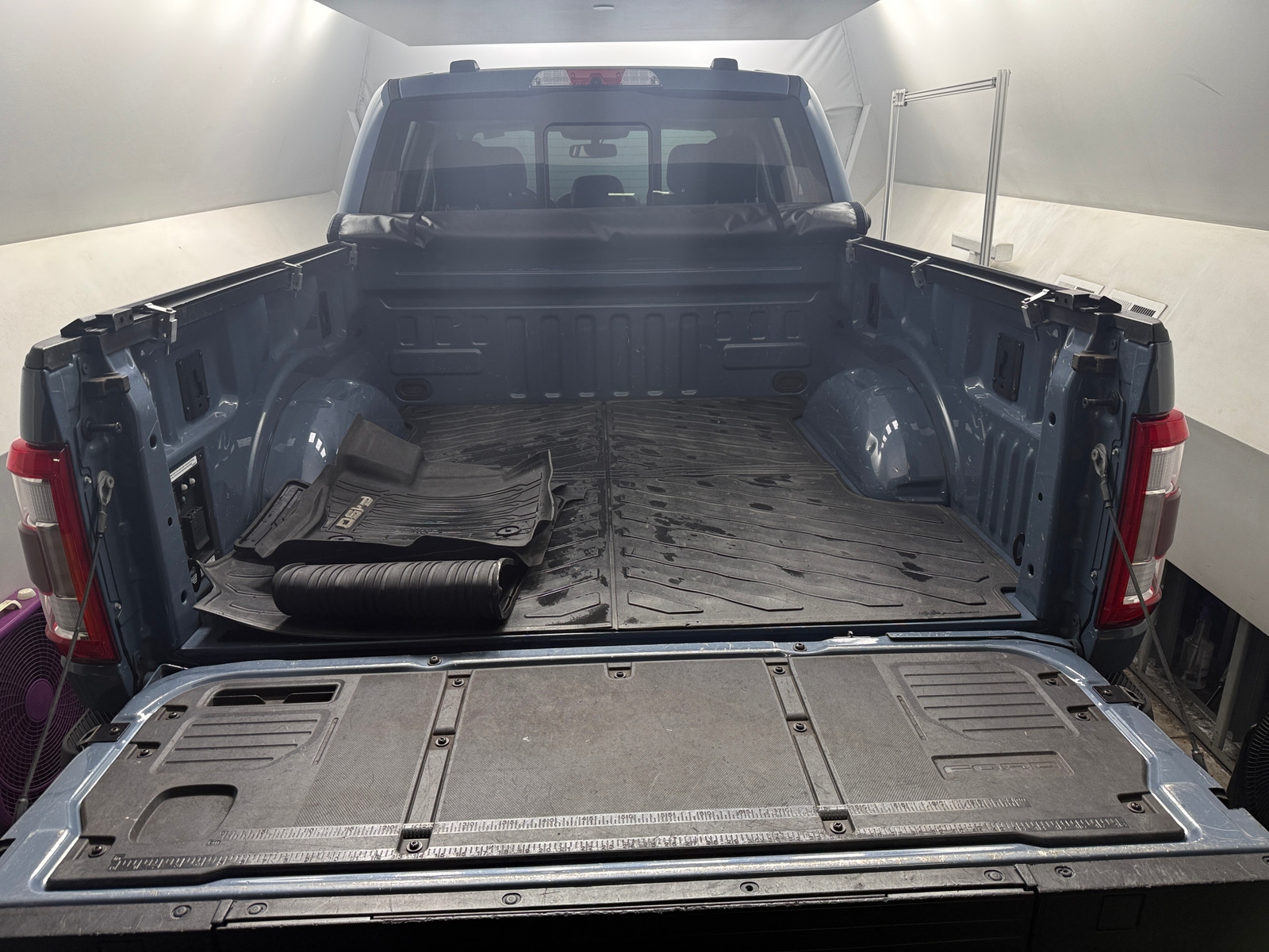 Thumbnail: 2023 Ford Econoline - 6