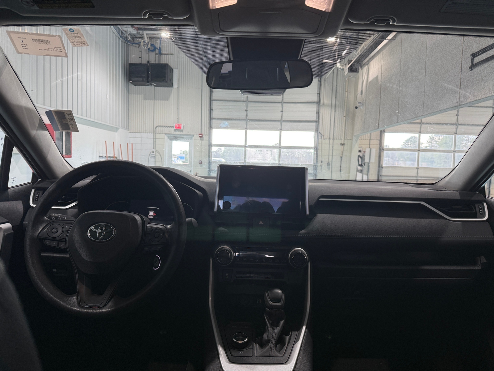 Thumbnail: 2025 Toyota RAV4 - 3