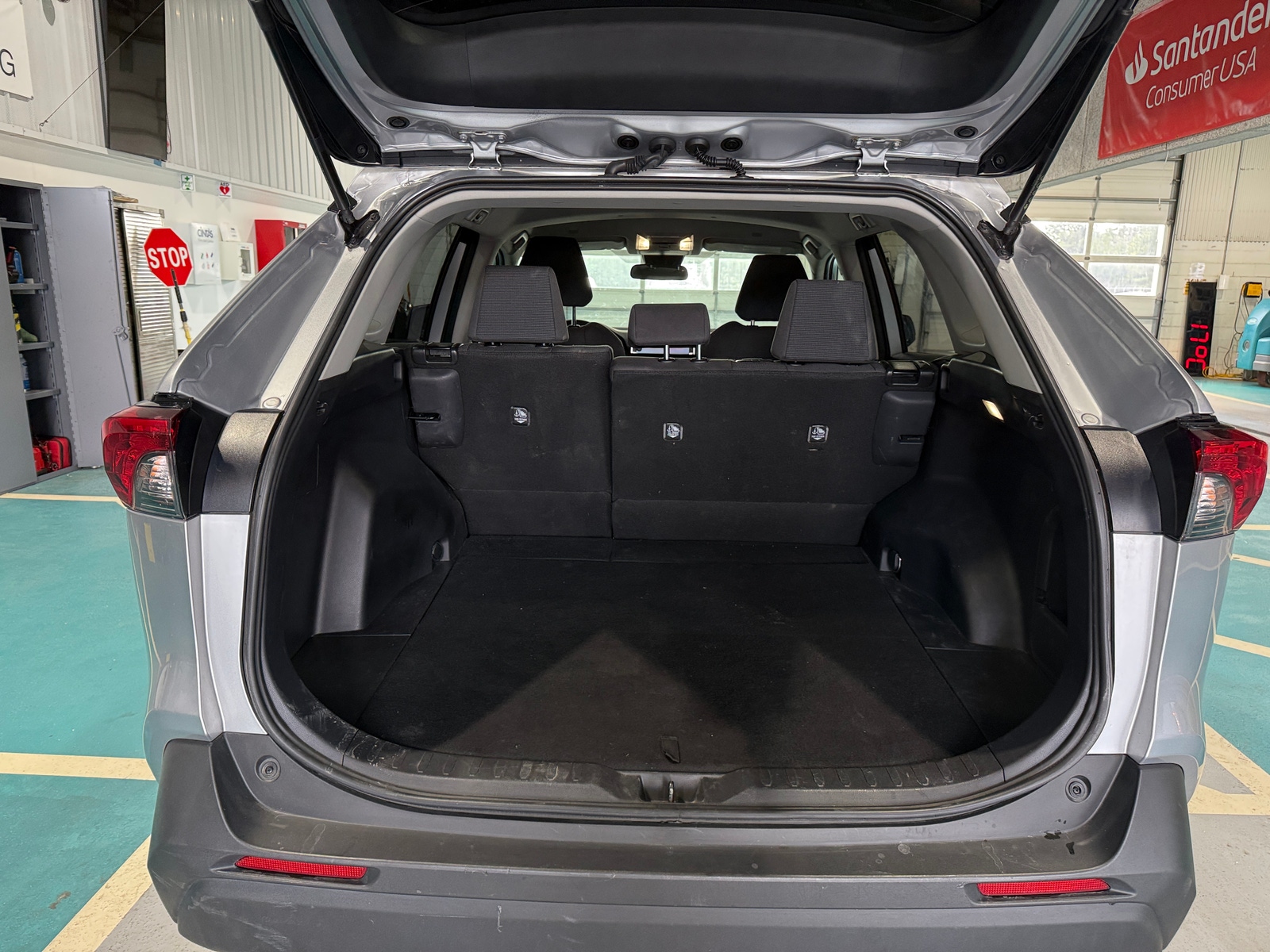 Thumbnail: 2025 Toyota RAV4 - 7