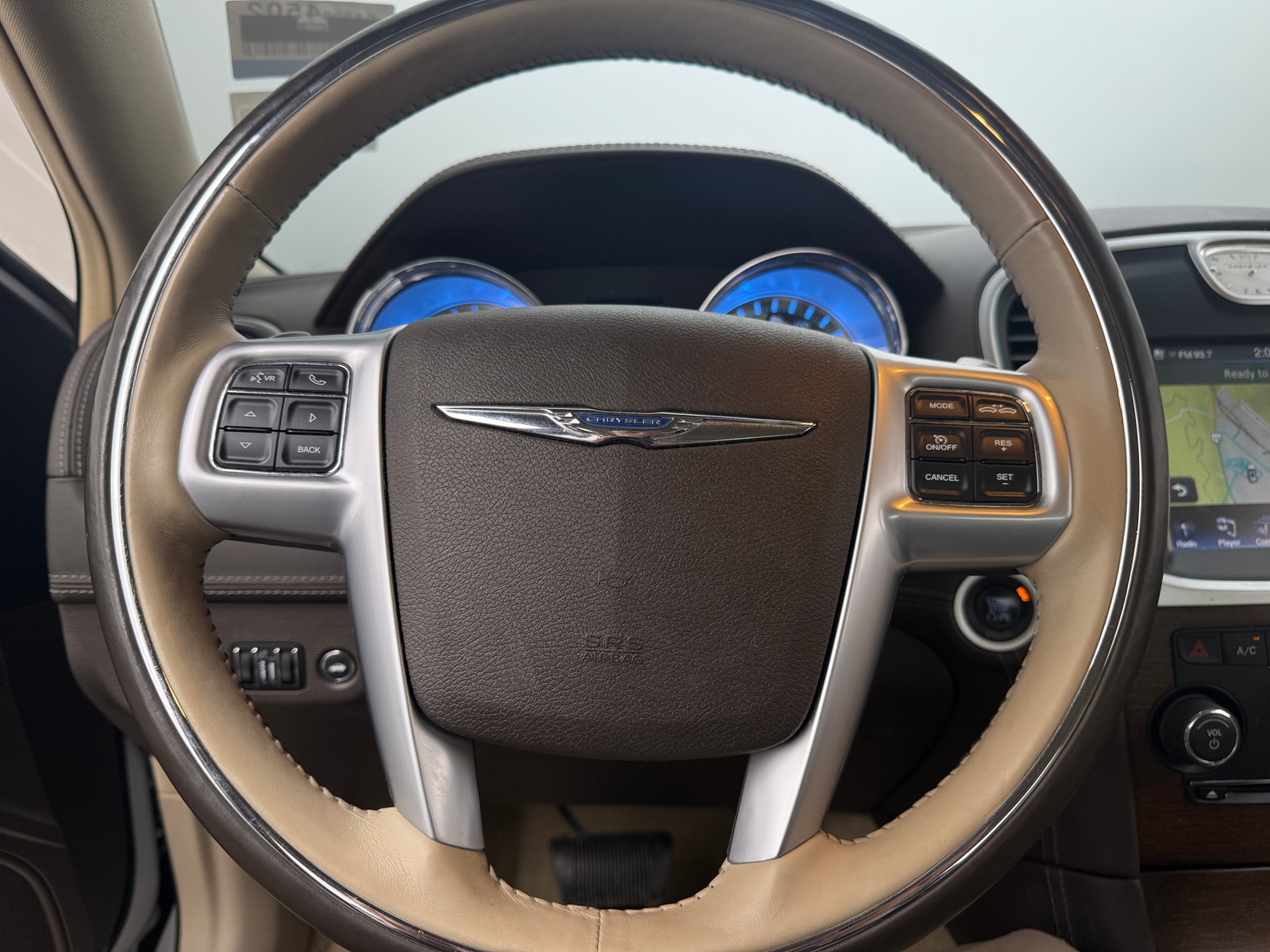 Thumbnail: 2013 Chrysler 300 - 4