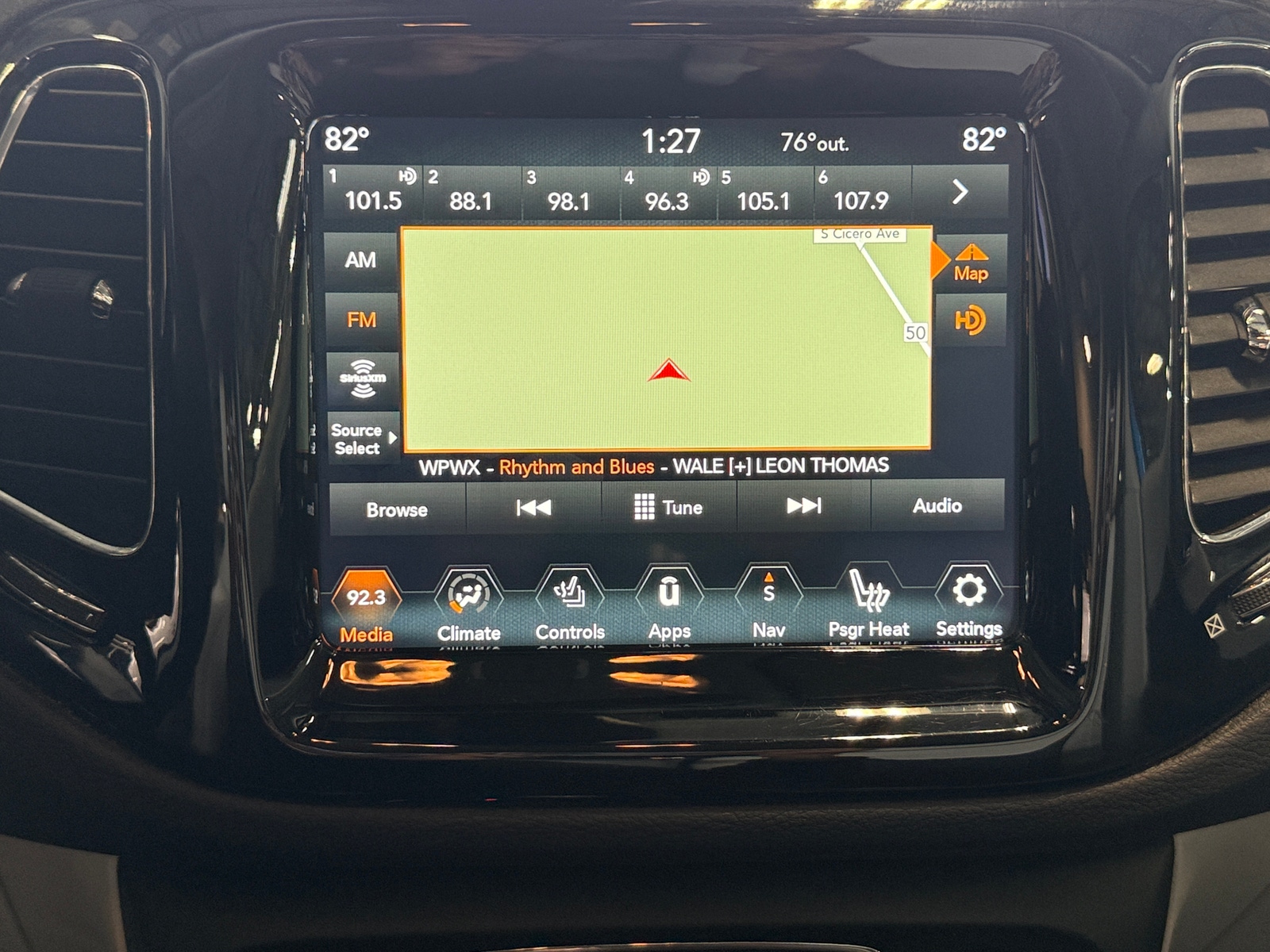 Thumbnail: 2021 Jeep Compass - 3