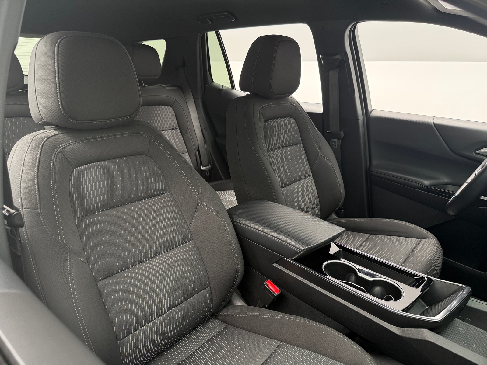 Thumbnail: 2025 Chevrolet Equinox - 2