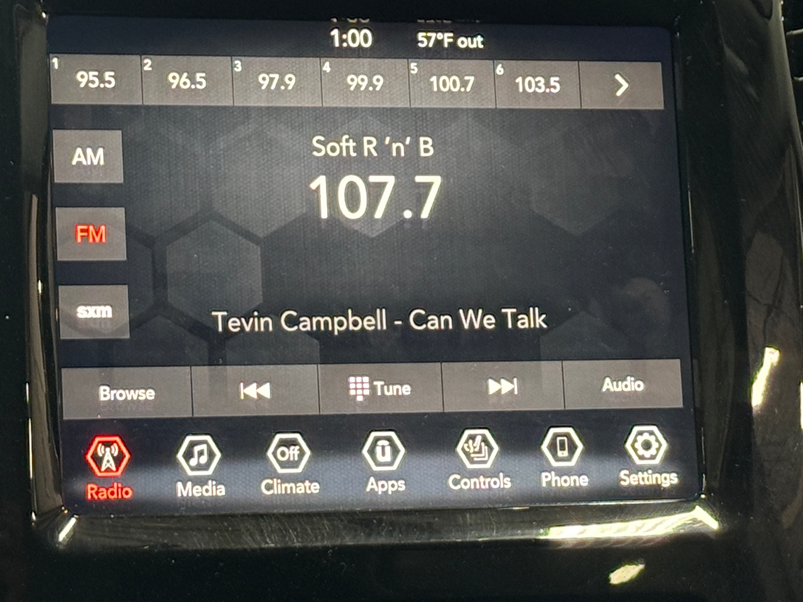 Thumbnail: 2019 Jeep Cherokee - 3