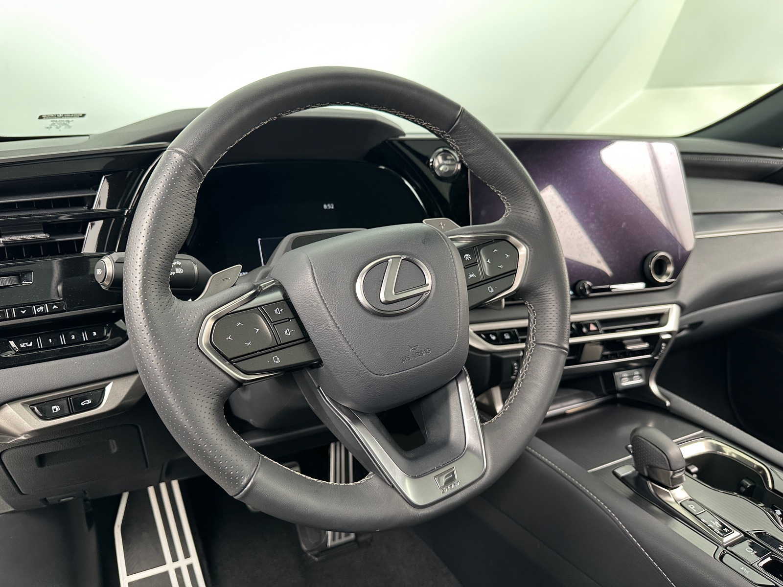 Thumbnail: 2024 Lexus RX - 4