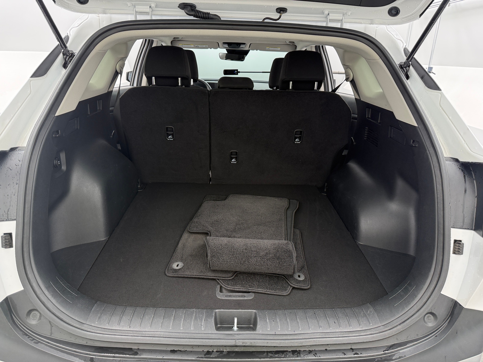 Thumbnail: 2025 Kia Sportage - 7