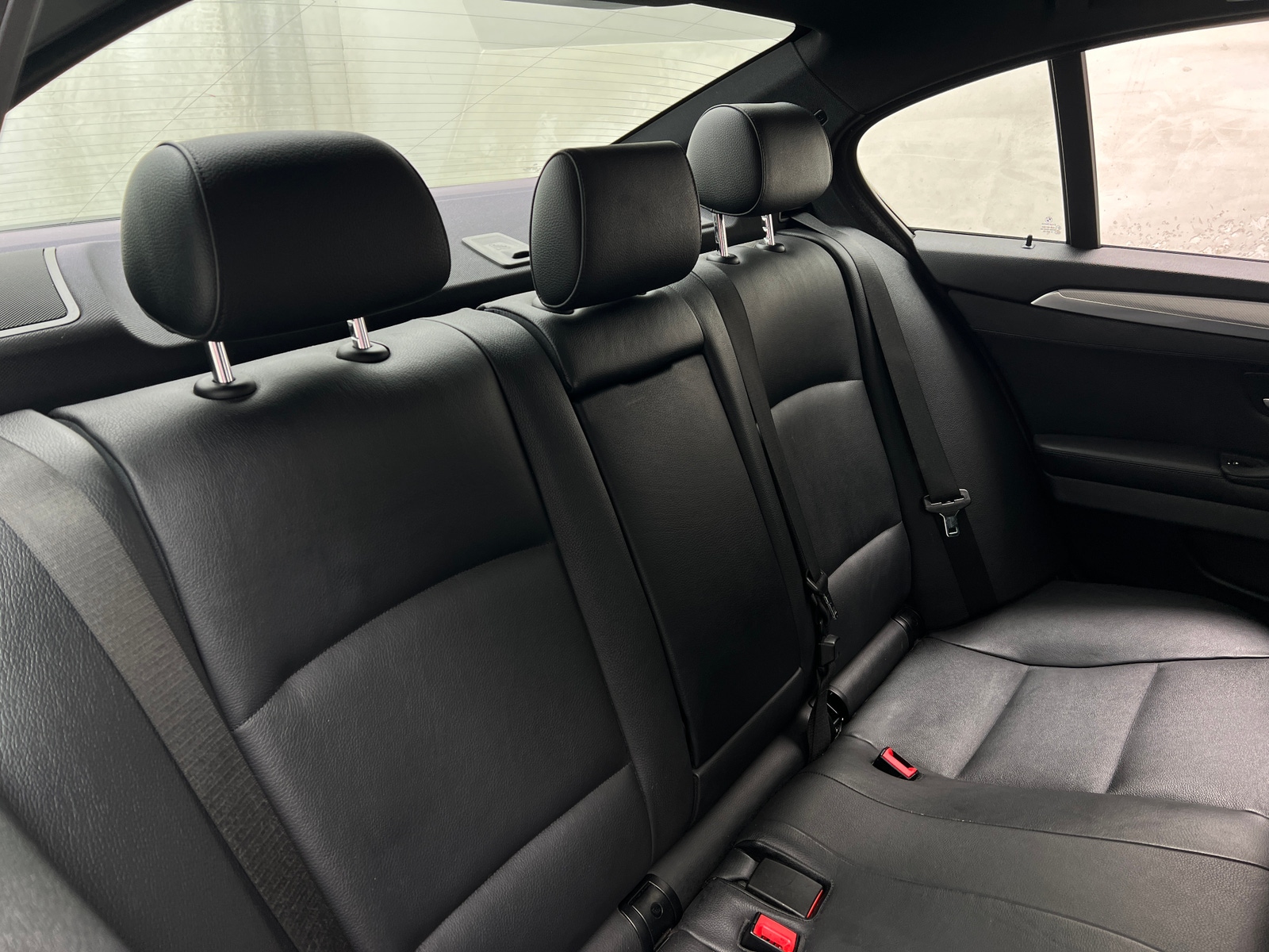 Thumbnail: 2013 BMW 5 Series - 5