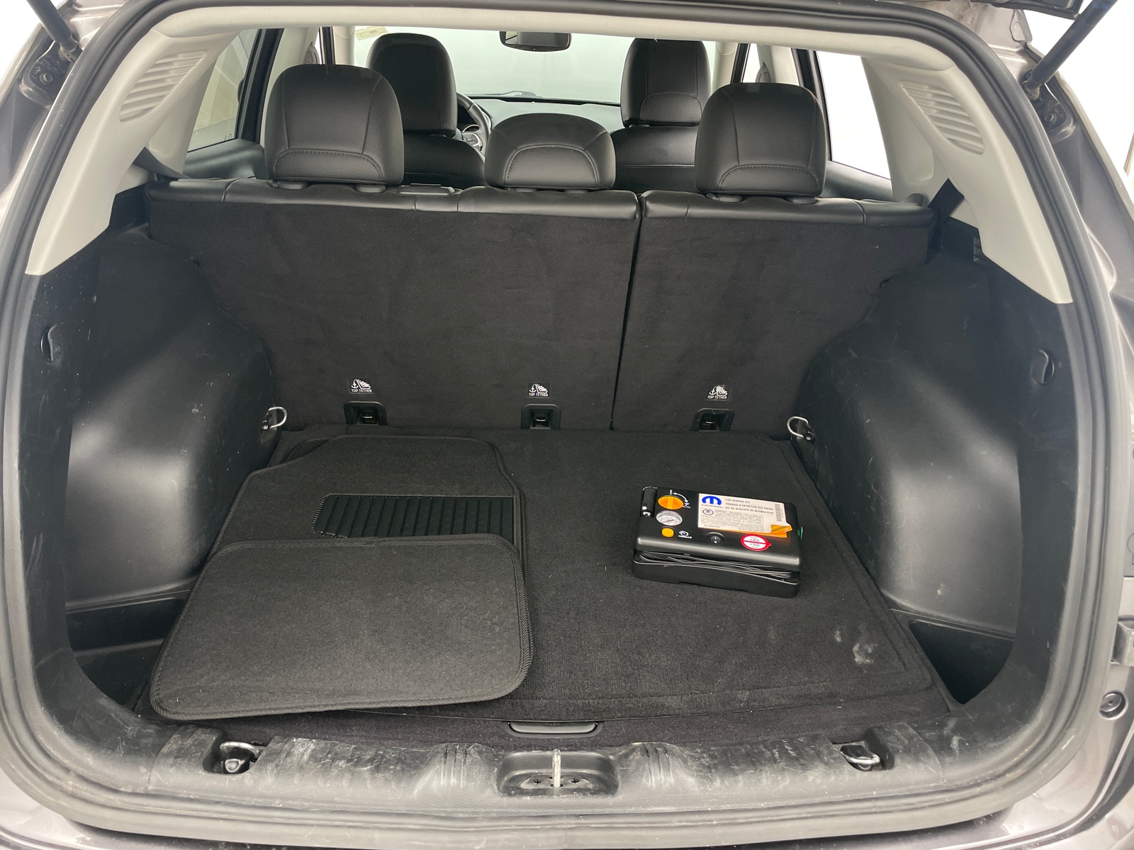 Thumbnail: 2019 Jeep Compass - 6