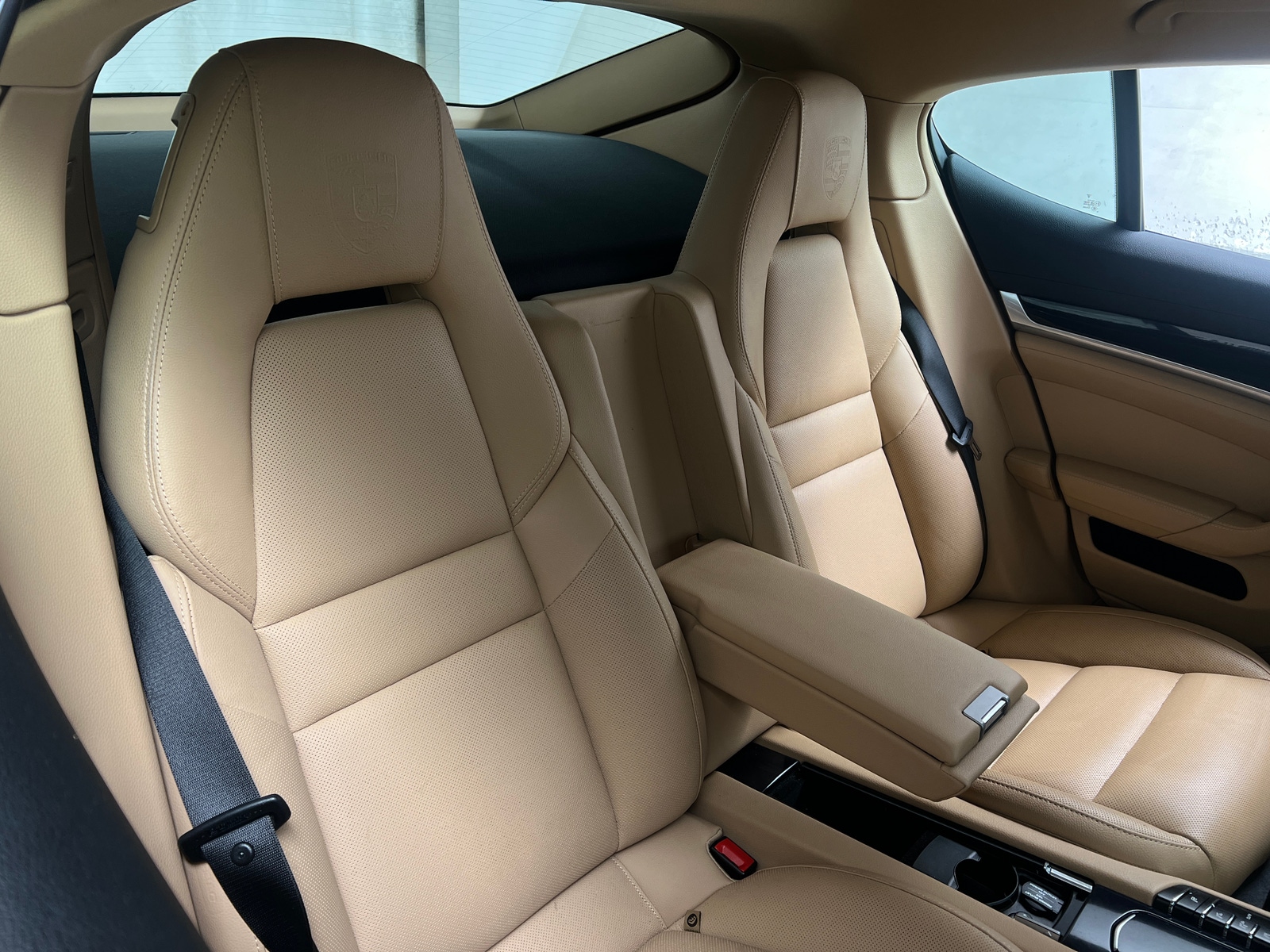 Thumbnail: 2016 Porsche Panamera - 5