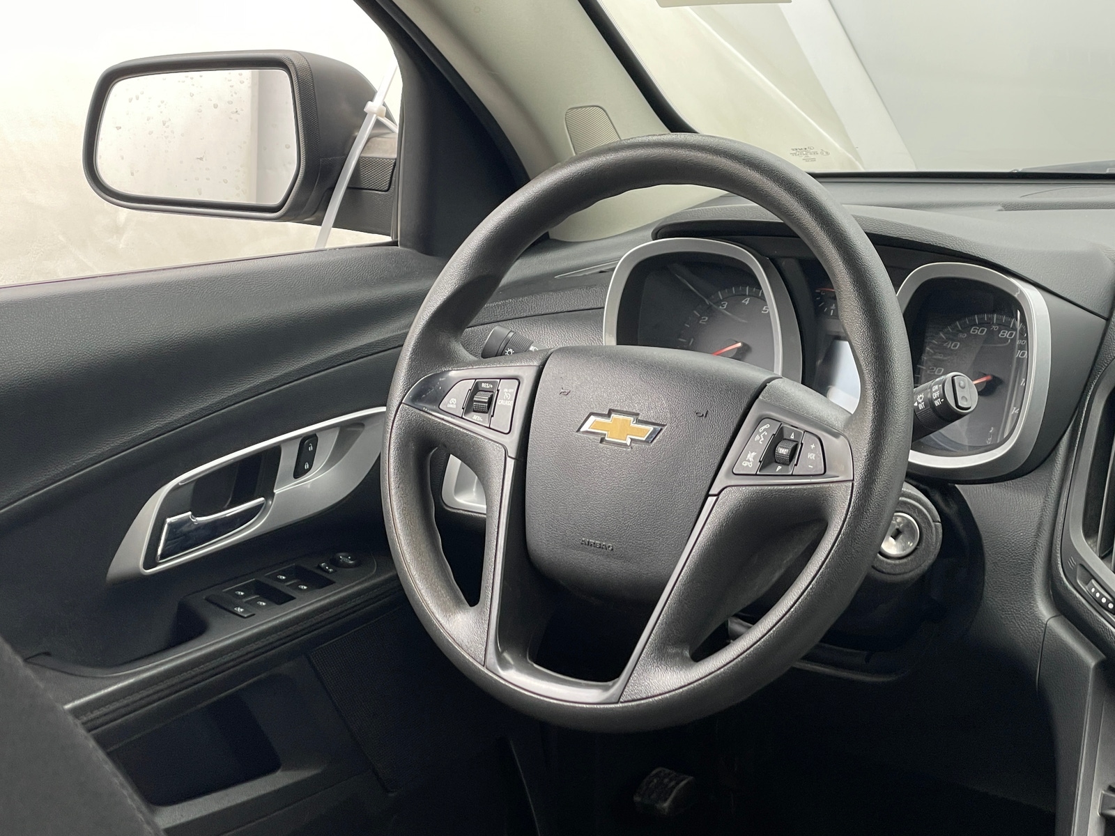 Thumbnail: 2017 Chevrolet Equinox - 5