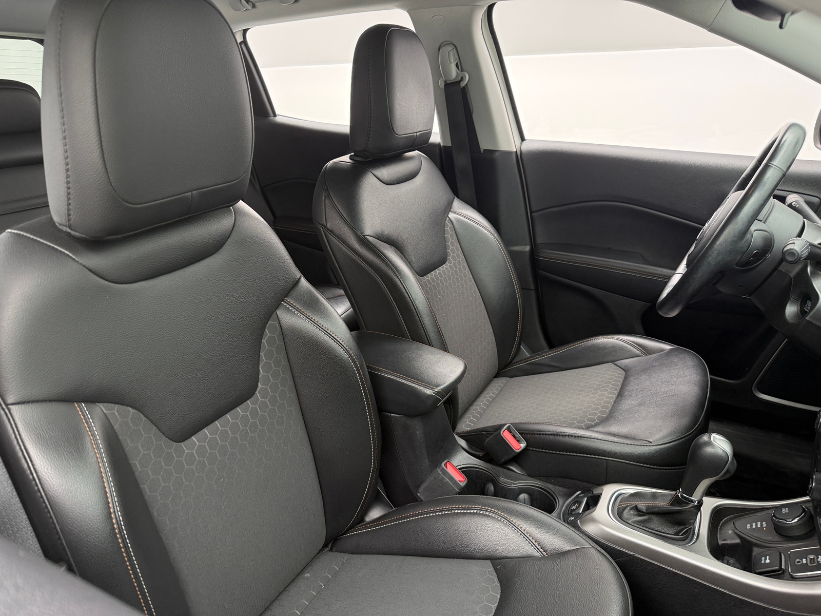 Thumbnail: 2019 Jeep Compass - 2