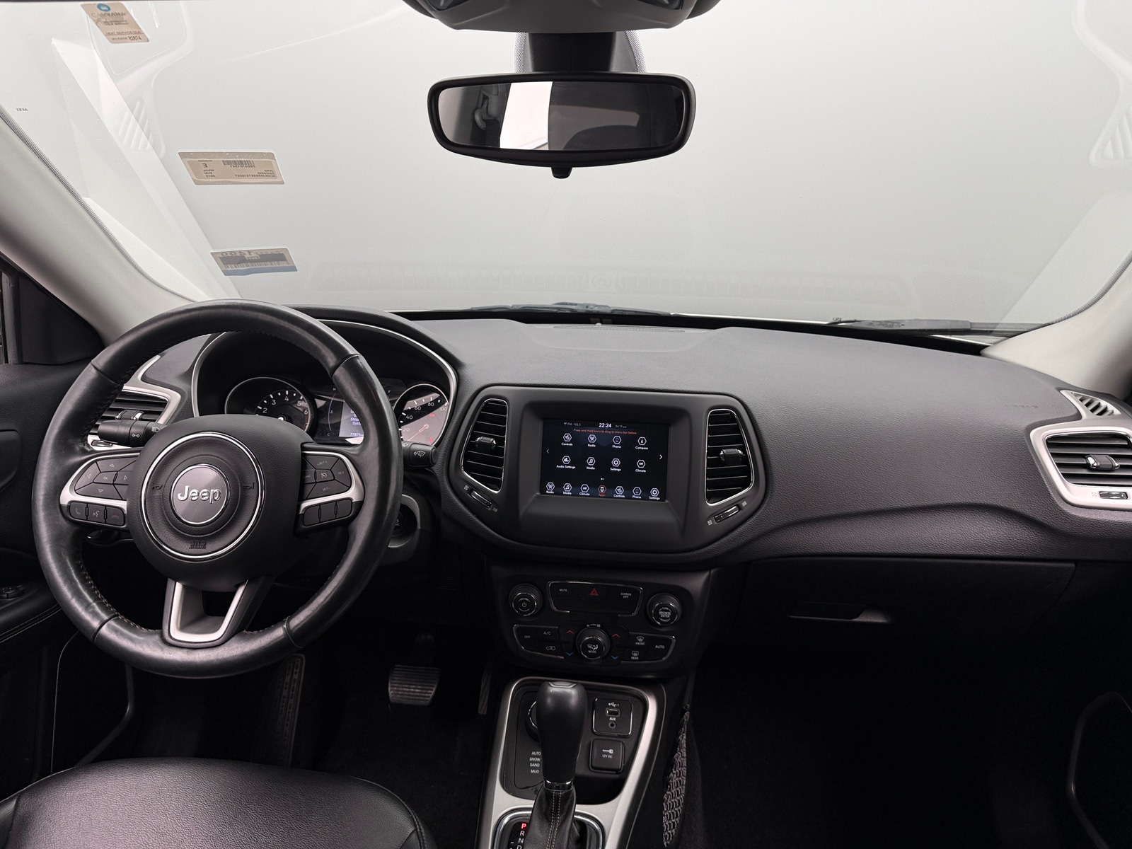 Thumbnail: 2019 Jeep Compass - 3