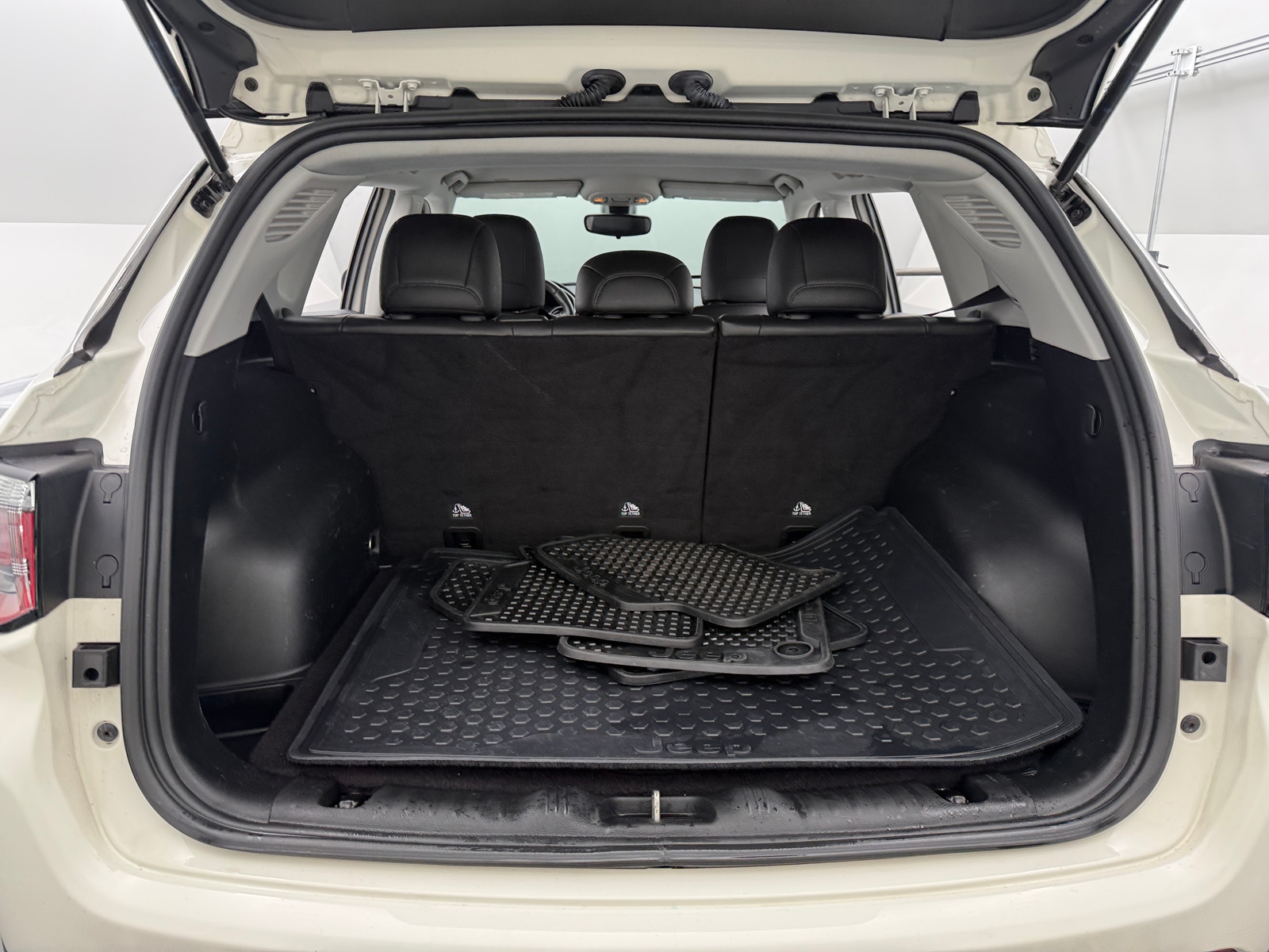 Thumbnail: 2019 Jeep Compass - 7