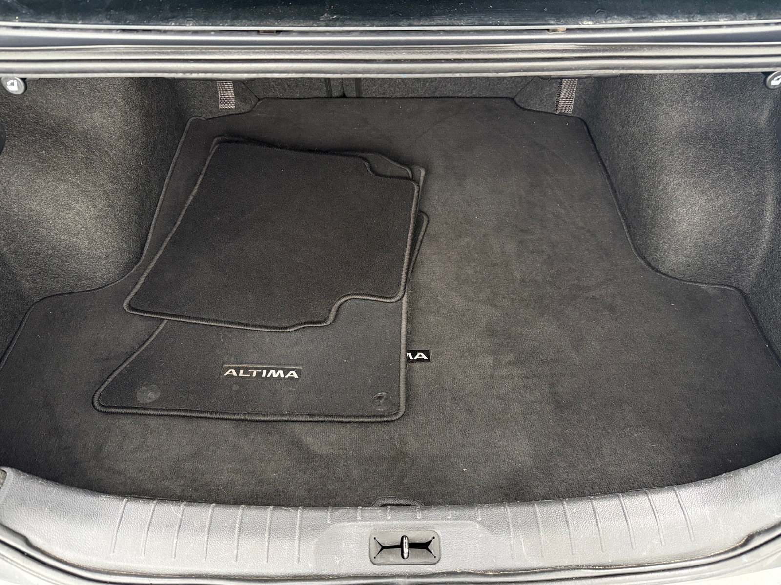 Thumbnail: 2020 Nissan Altima - 6